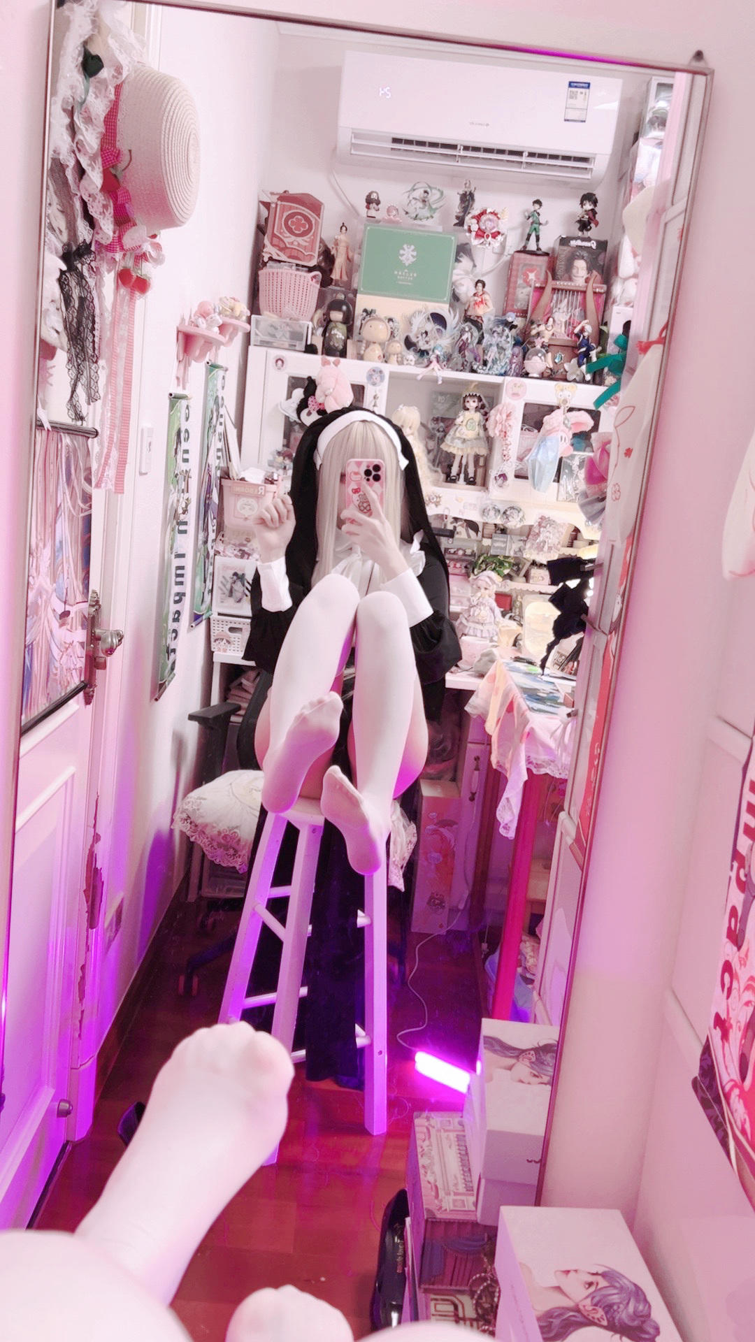 屑雪雪鸭 修女玛丽亚 光&影 [85P-59MB]