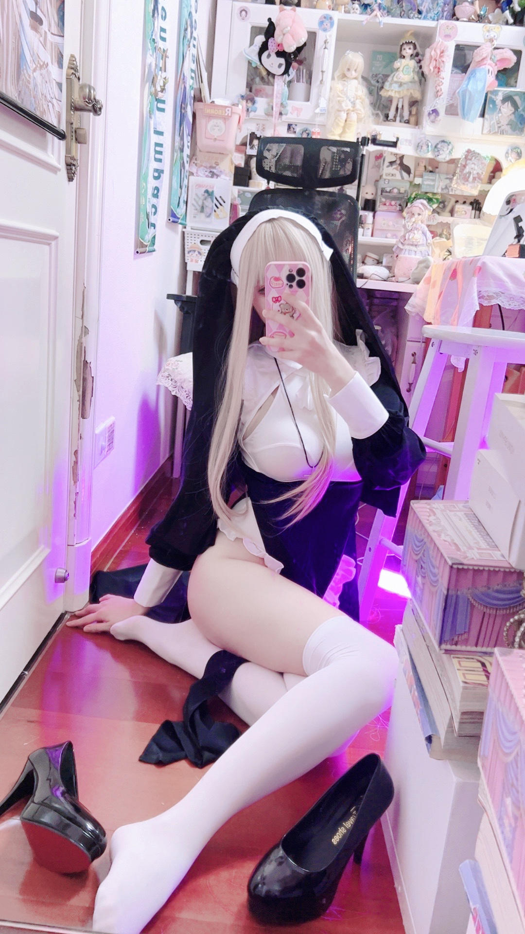 屑雪雪鸭 修女玛丽亚 光&影 [85P-59MB]