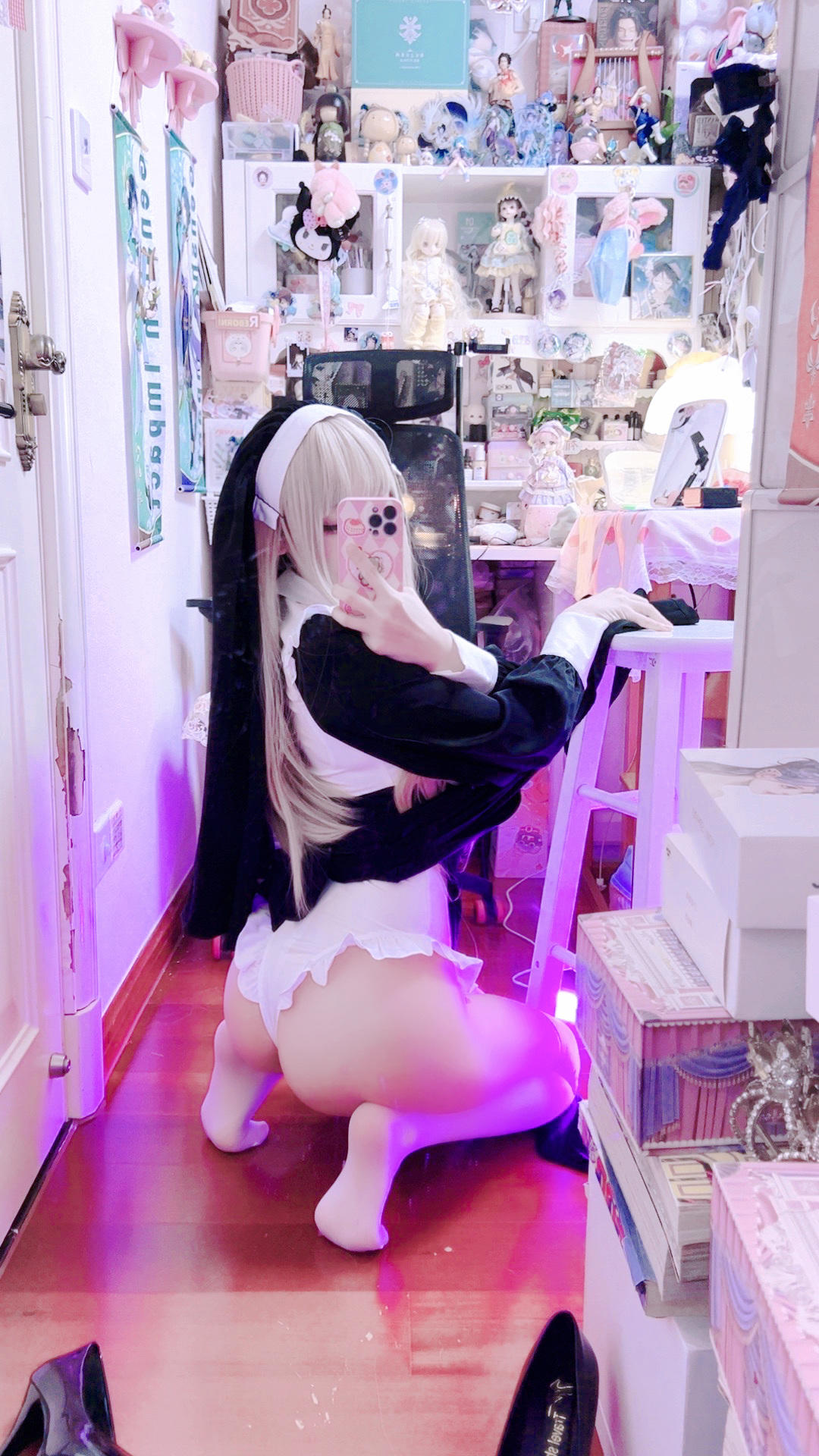 屑雪雪鸭 修女玛丽亚 光&影 [85P-59MB]