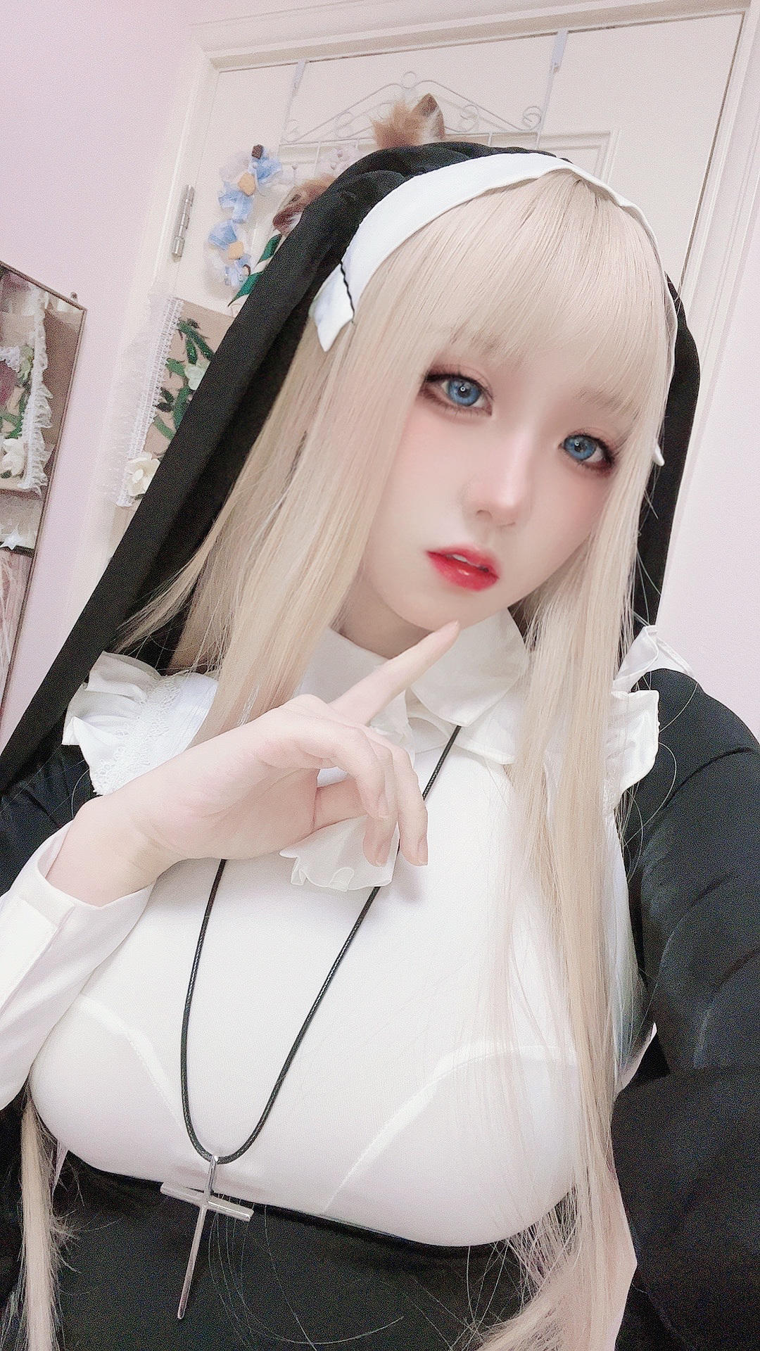 屑雪雪鸭 修女玛丽亚 光&影 [85P-59MB]