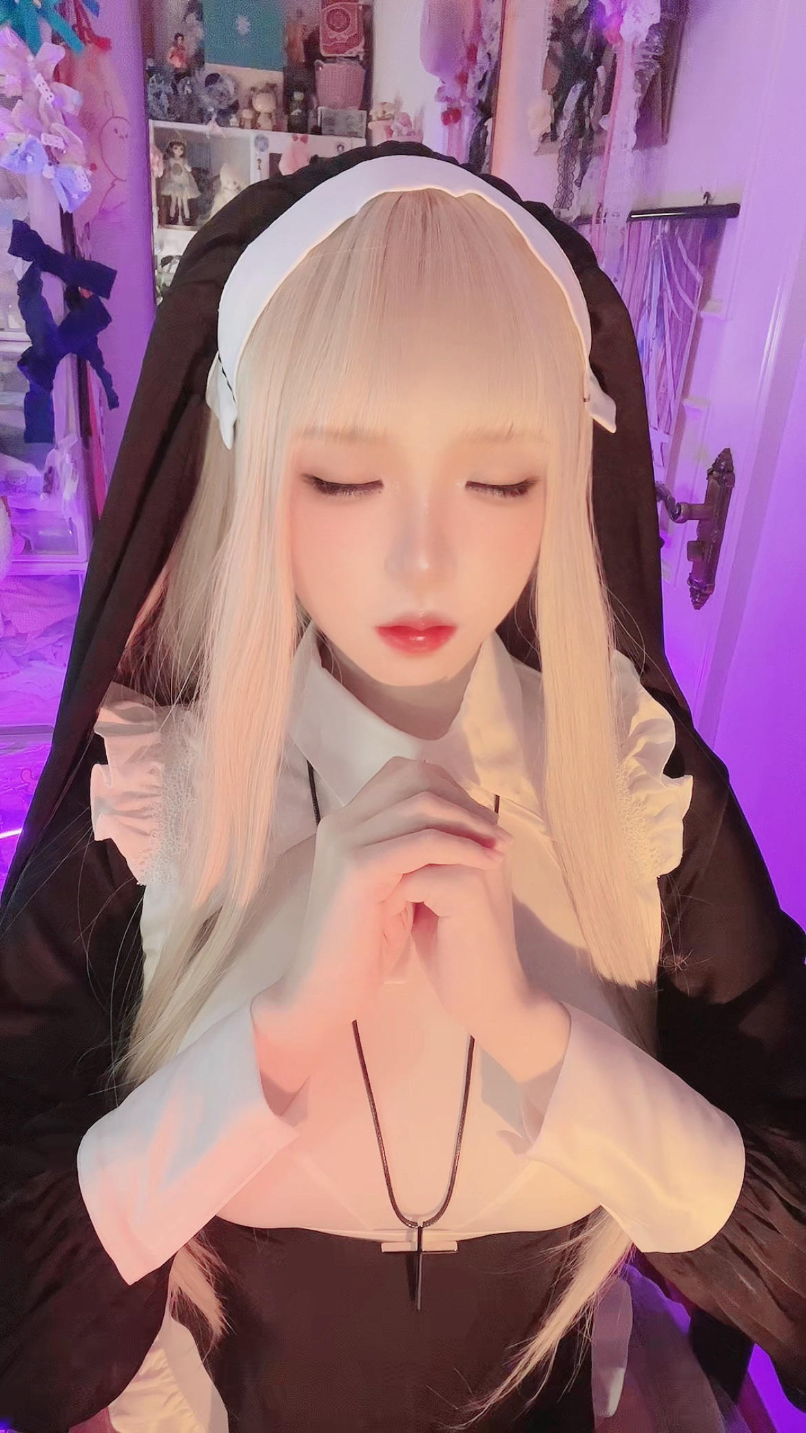 屑雪雪鸭 修女玛丽亚 光&影 [85P-59MB]