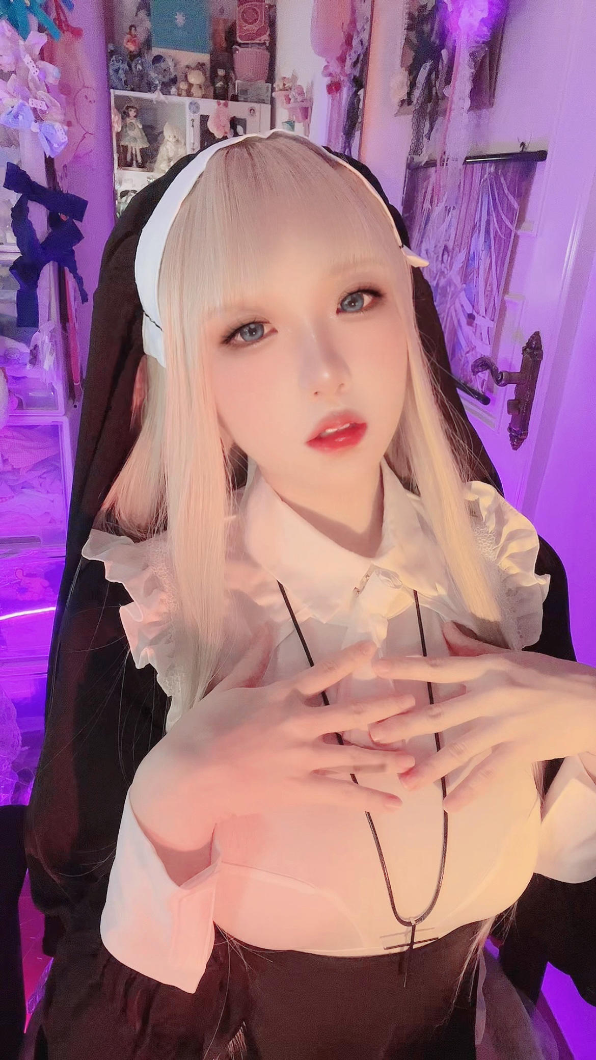 屑雪雪鸭 修女玛丽亚 光&影 [85P-59MB]