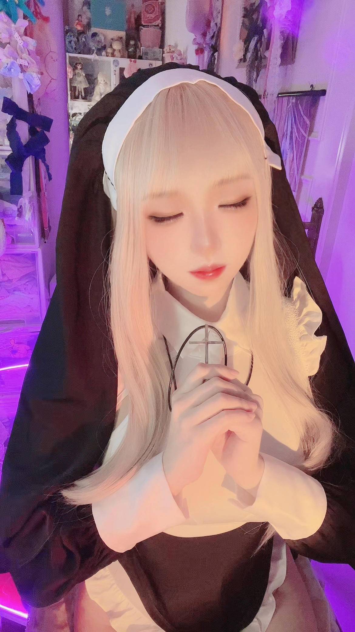 屑雪雪鸭 修女玛丽亚 光&影 [85P-59MB]