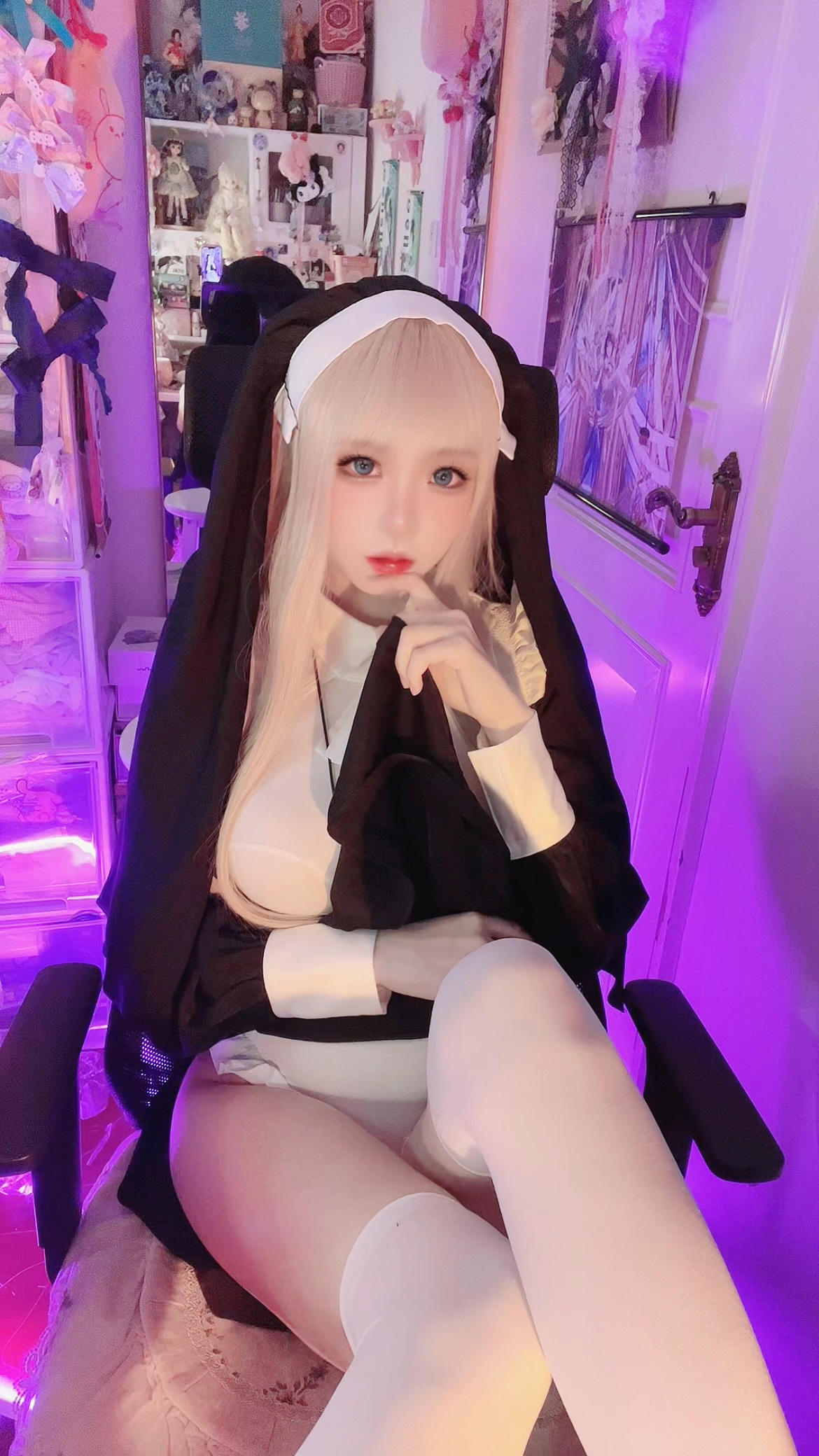 屑雪雪鸭 修女玛丽亚 光&影 [85P-59MB]