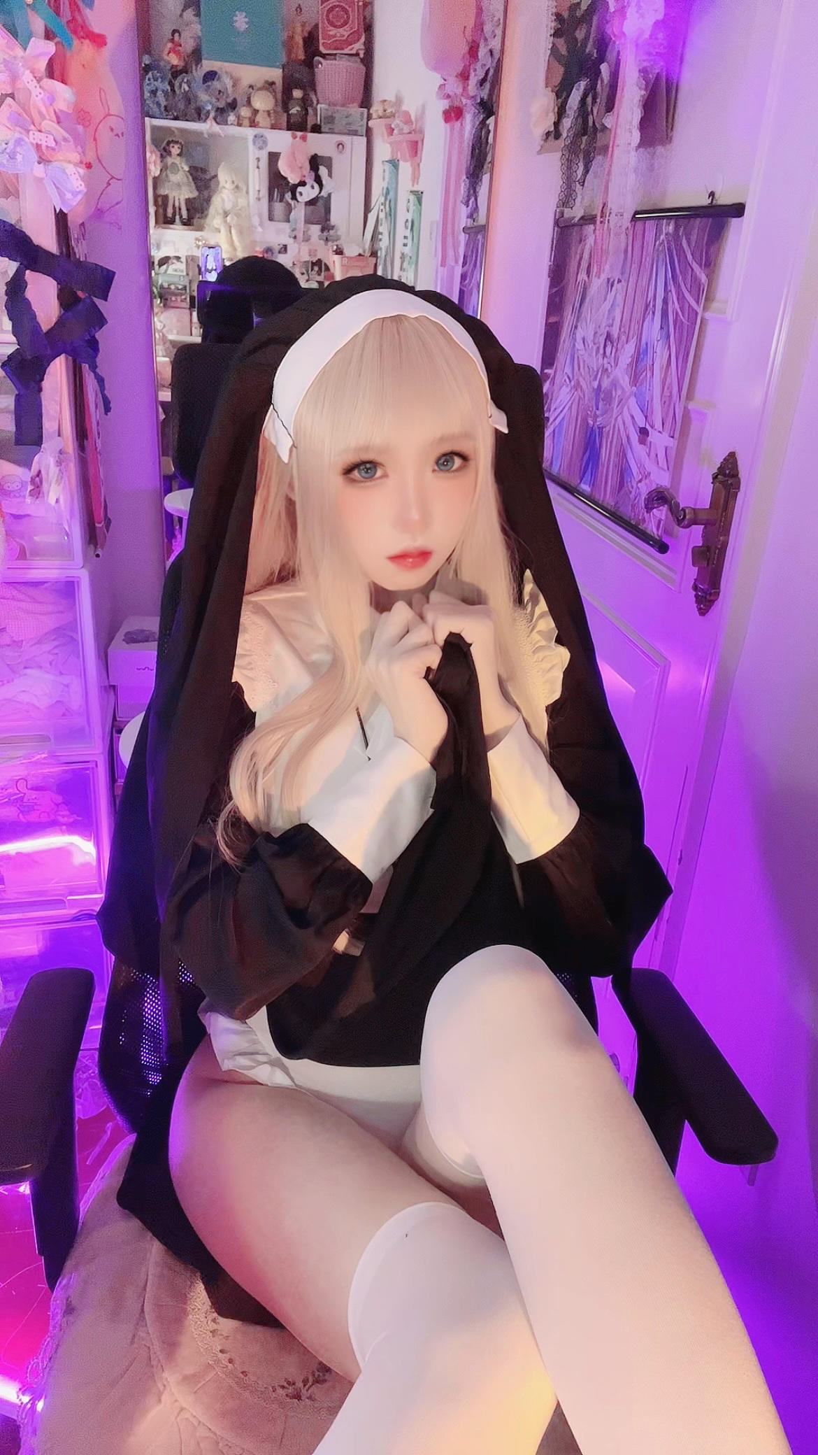 屑雪雪鸭 修女玛丽亚 光&影 [85P-59MB]