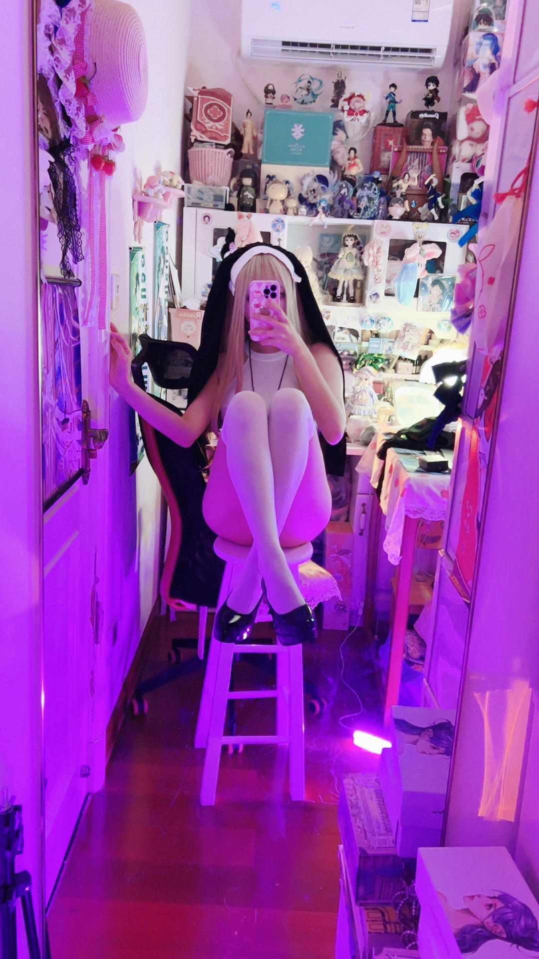 屑雪雪鸭 修女玛丽亚 光&影 [85P-59MB]