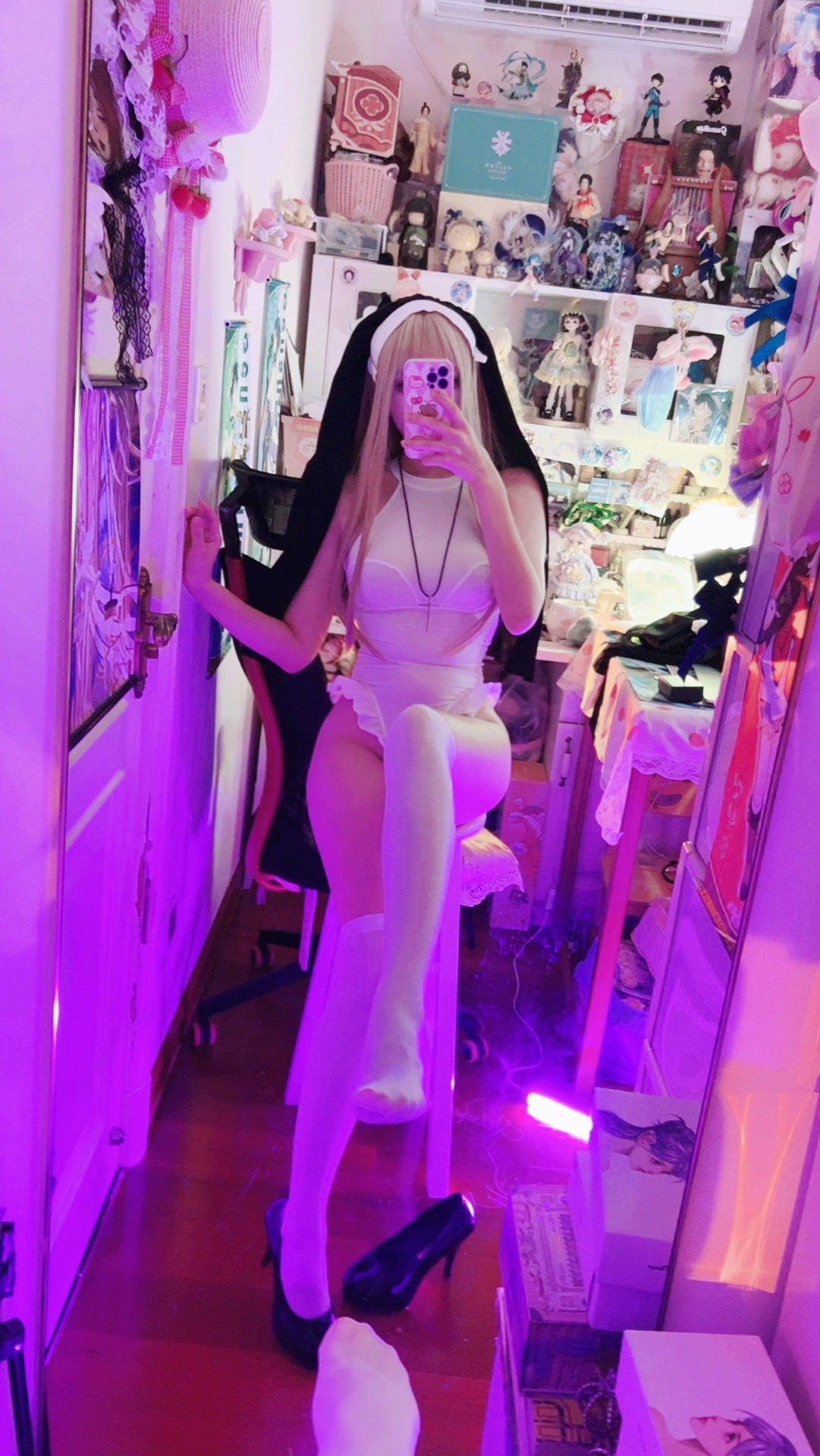 屑雪雪鸭 修女玛丽亚 光&影 [85P-59MB]