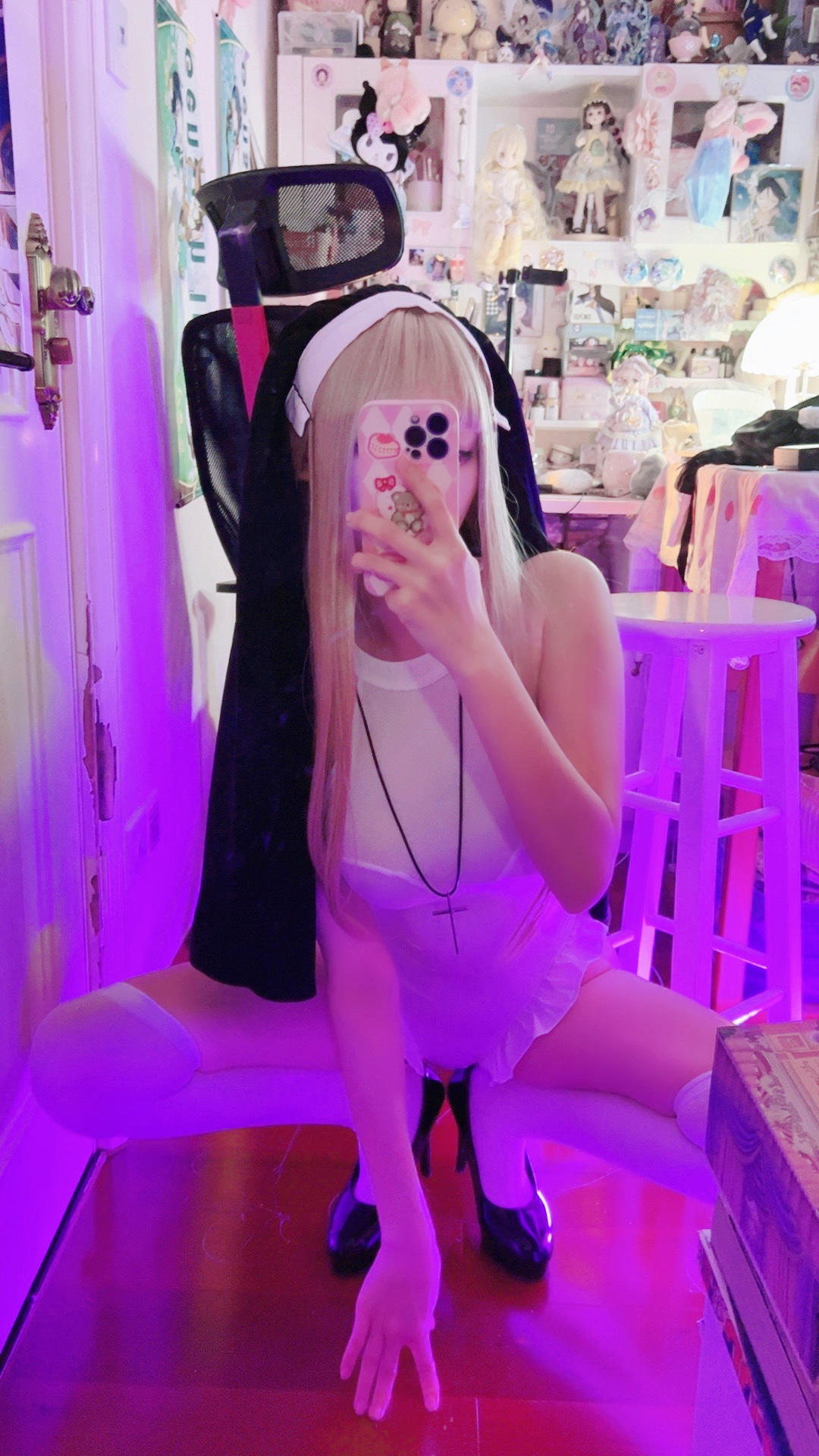 屑雪雪鸭 修女玛丽亚 光&影 [85P-59MB]