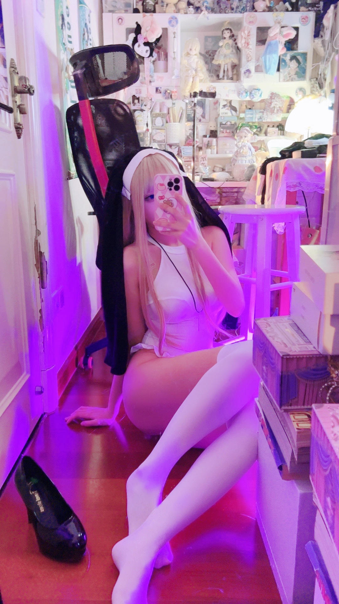 屑雪雪鸭 修女玛丽亚 光&影 [85P-59MB]