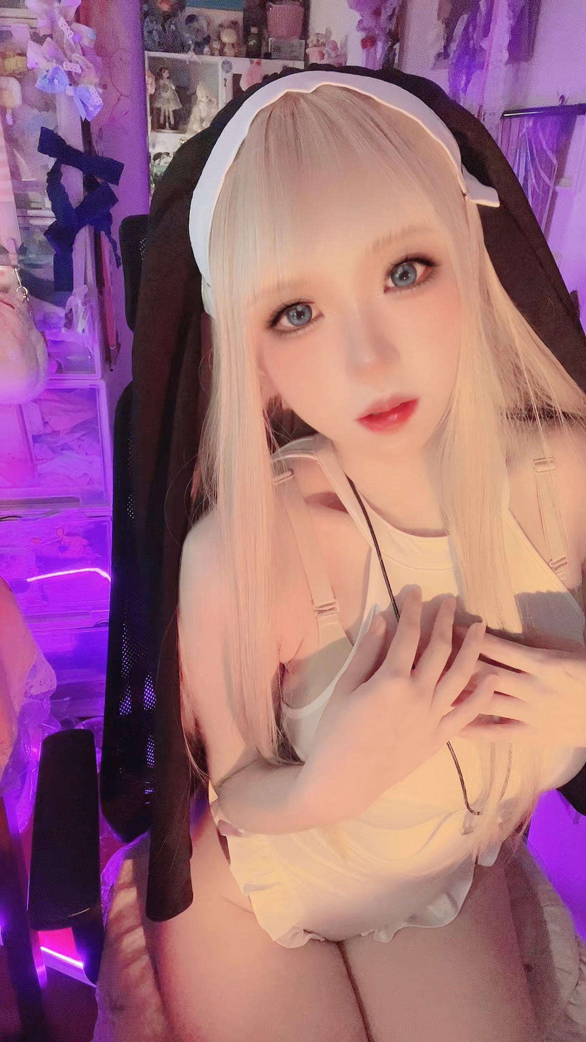 屑雪雪鸭 修女玛丽亚 光&影 [85P-59MB]