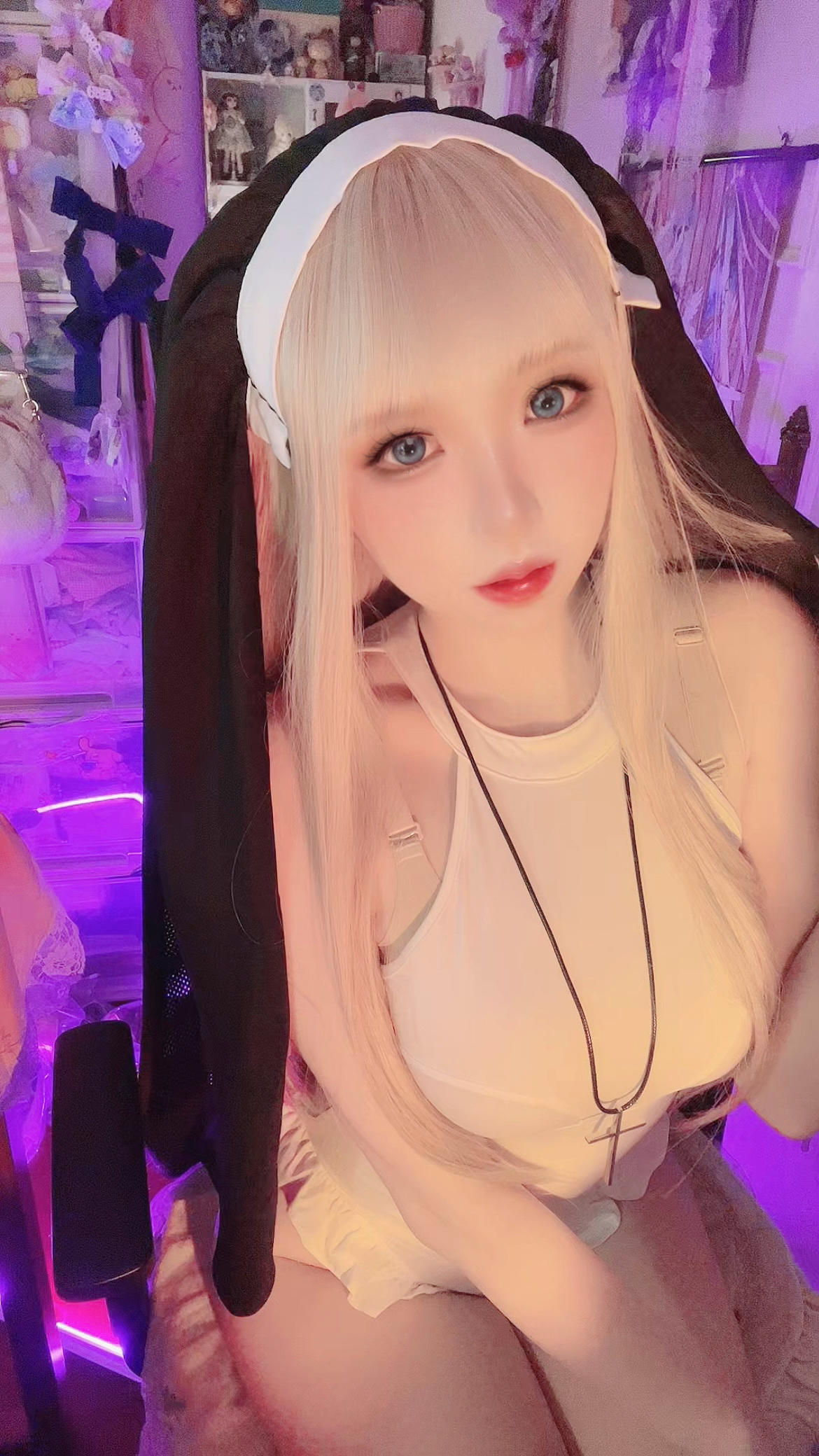 屑雪雪鸭 修女玛丽亚 光&影 [85P-59MB]