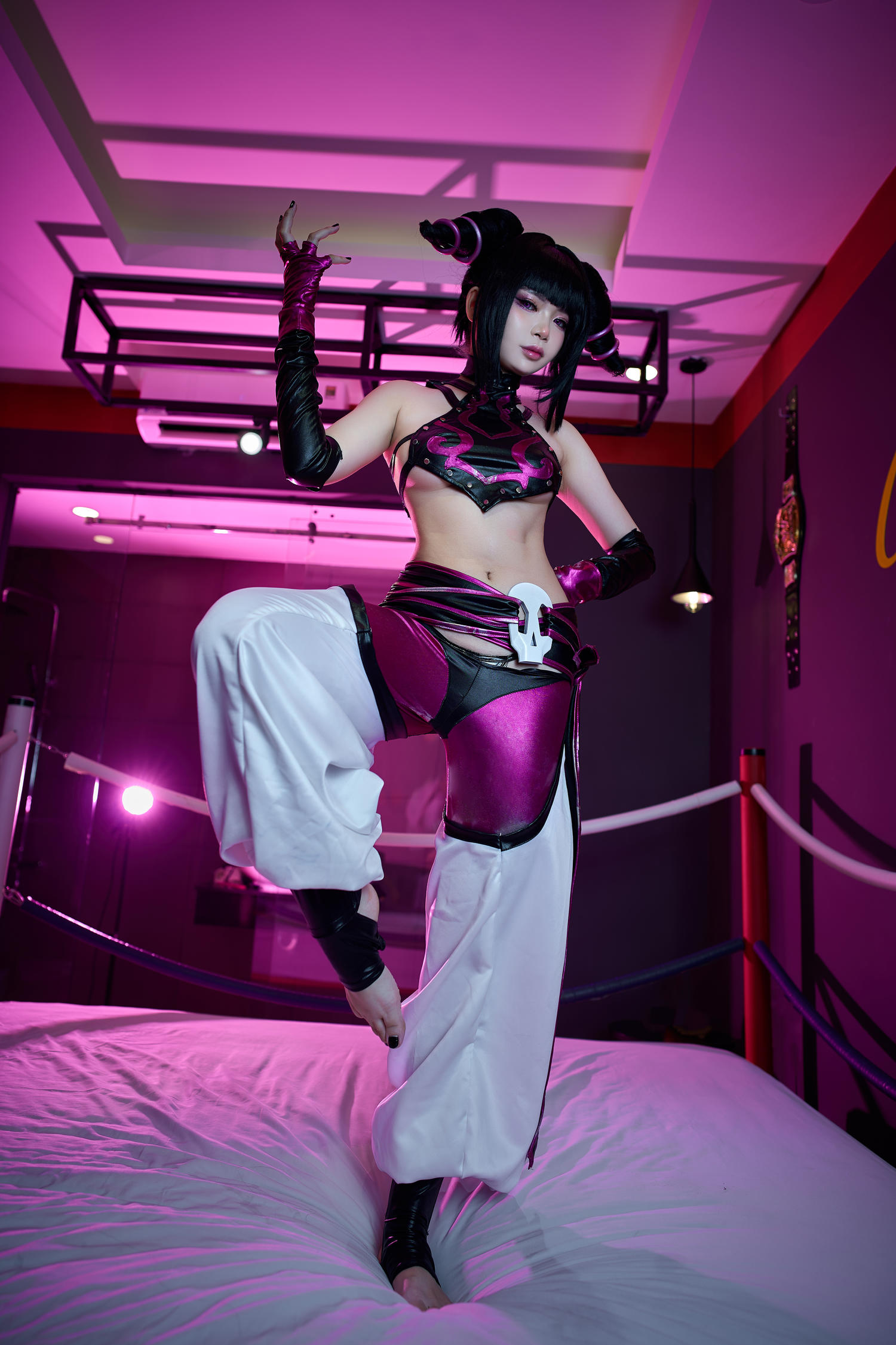 ZinieQ Juri Han [39P-295MB]