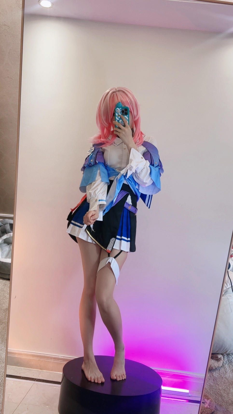 屑雪雪鸭 三月七 [49P-14MB]