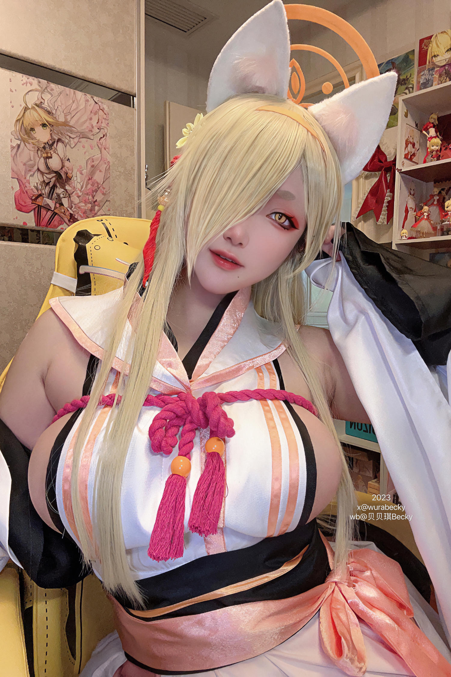 贝贝琪Becky 2023年08月 果穗 [19P-117MB]