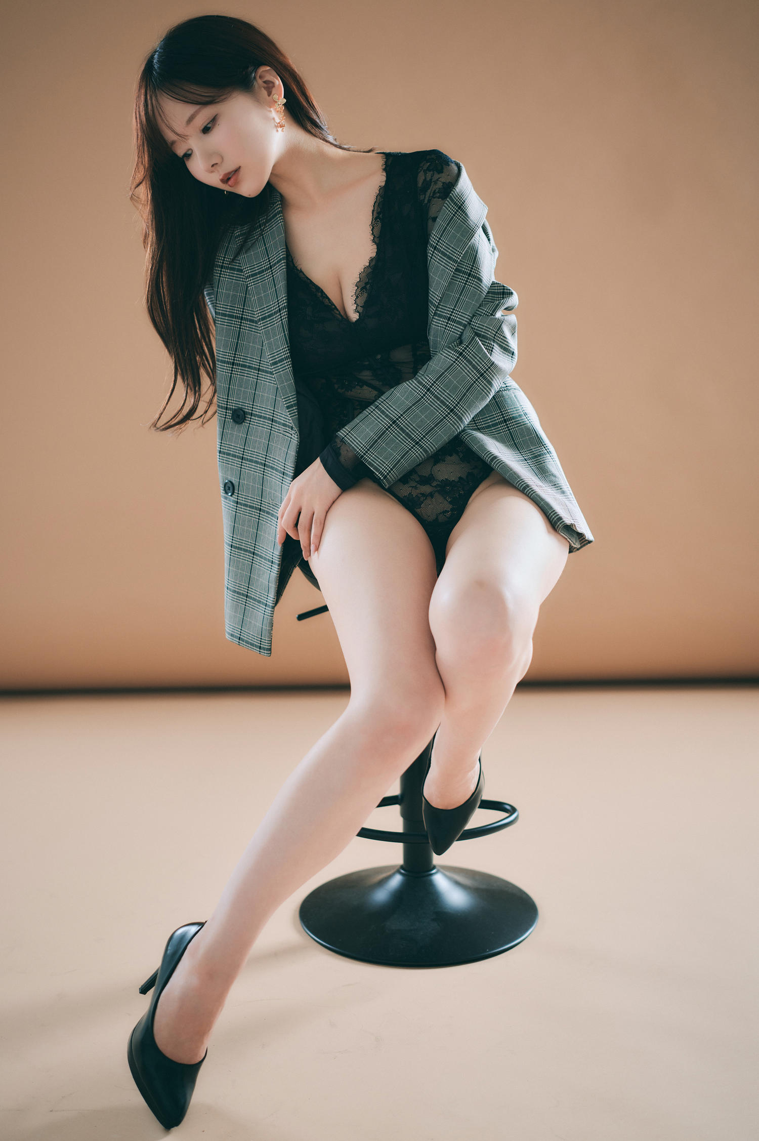 けん研 (けんけん) BLACK LADY [53P-269MB]