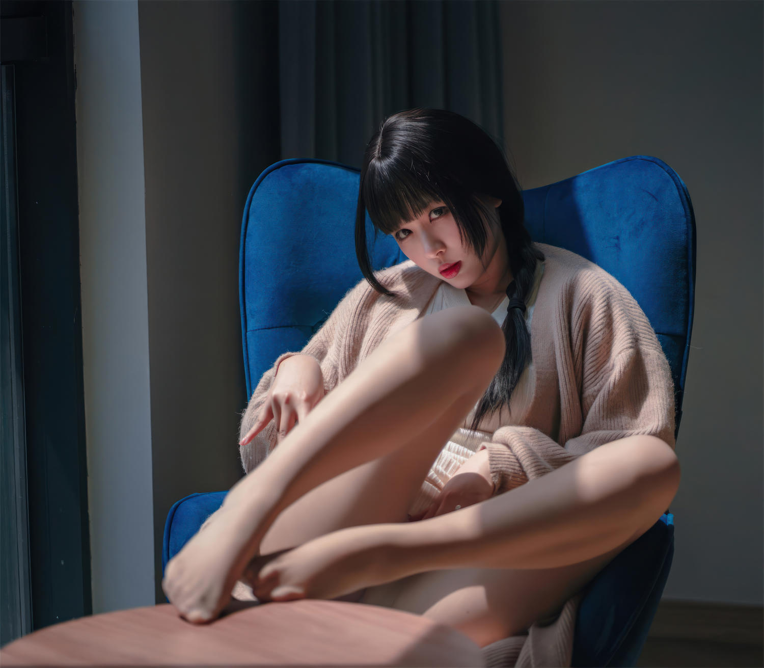 轩萧学姐 肉丝家妻 [70P-555MB]