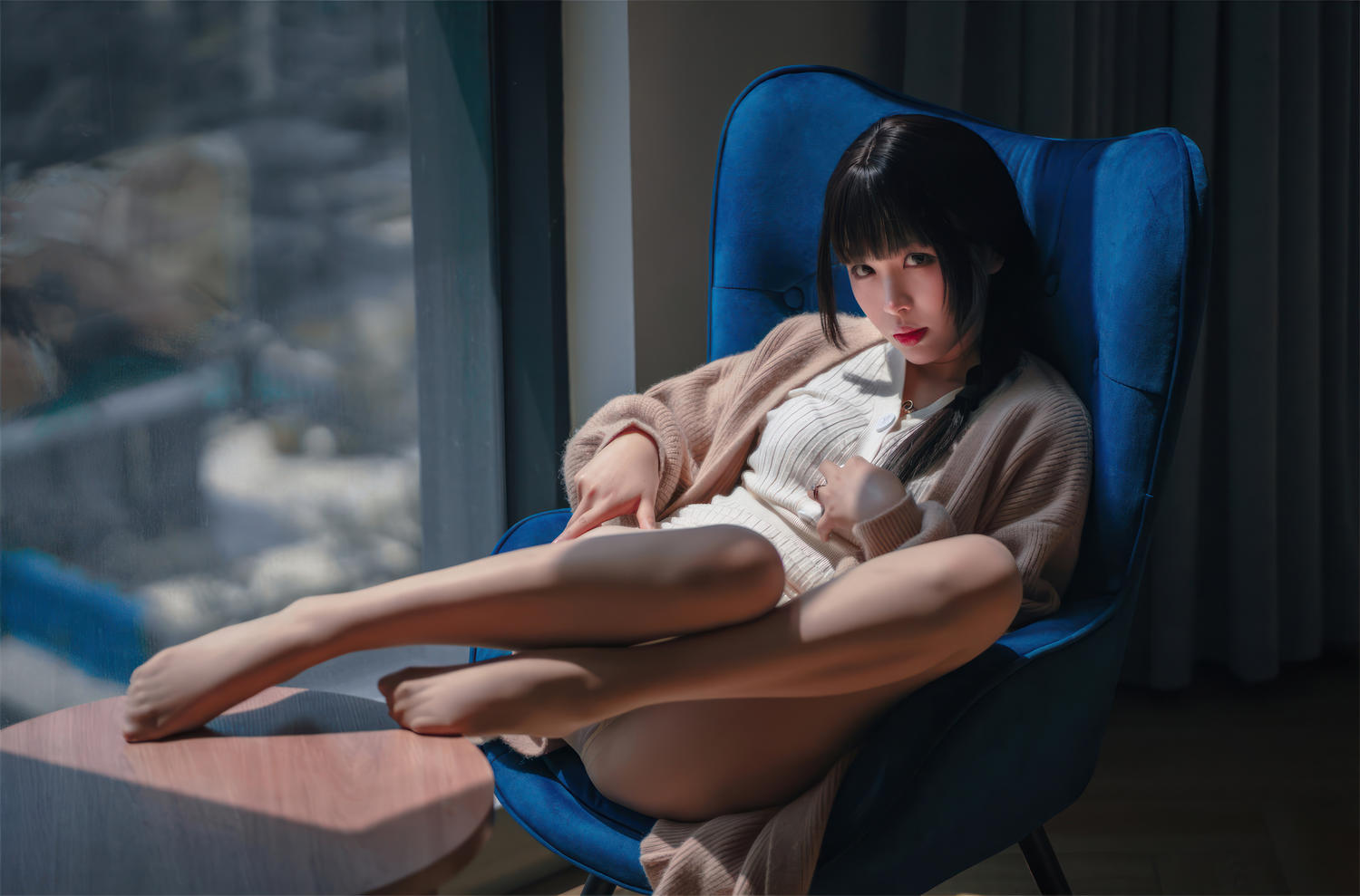 轩萧学姐 肉丝家妻 [70P-555MB]