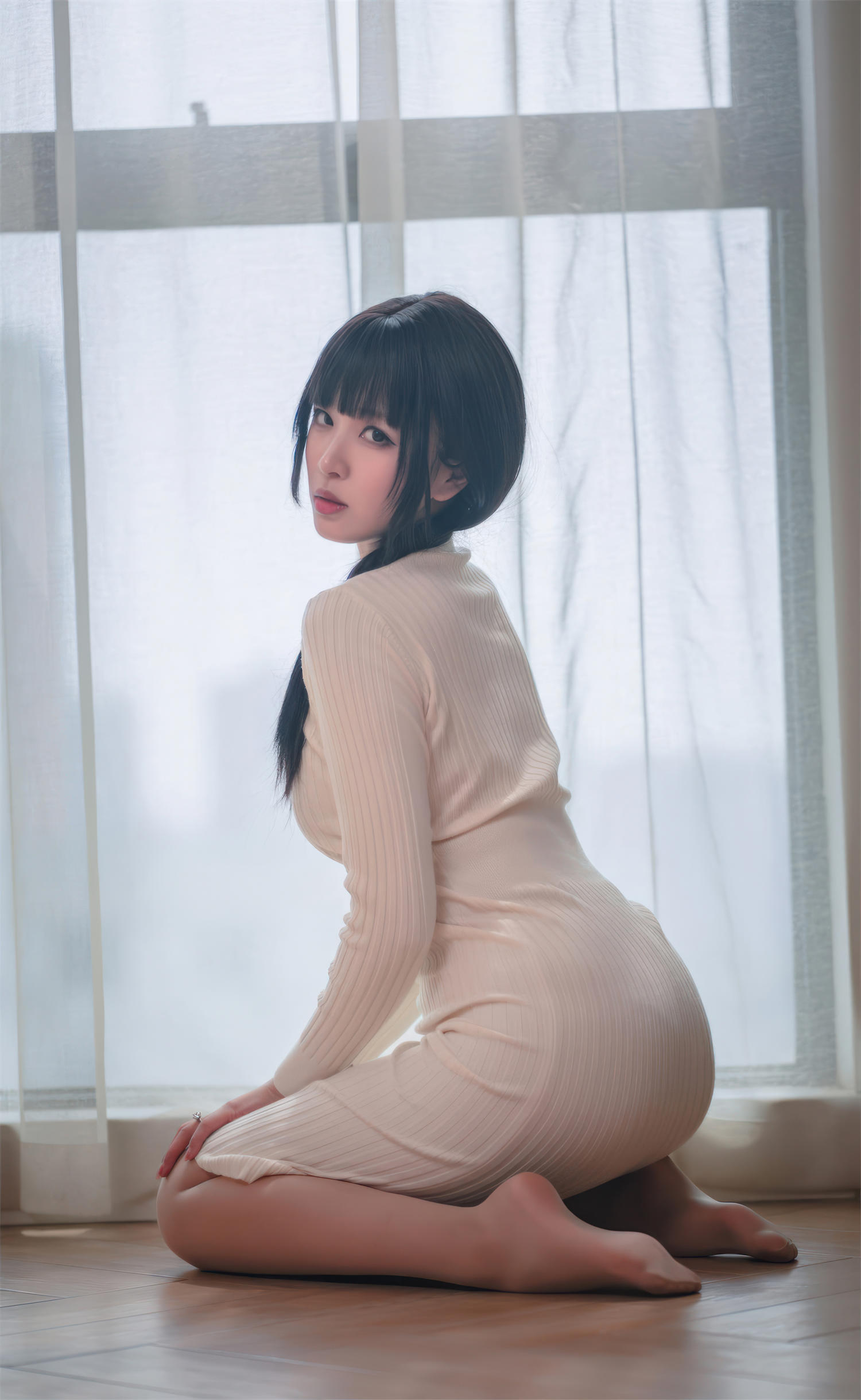 轩萧学姐 肉丝家妻 [70P-555MB]