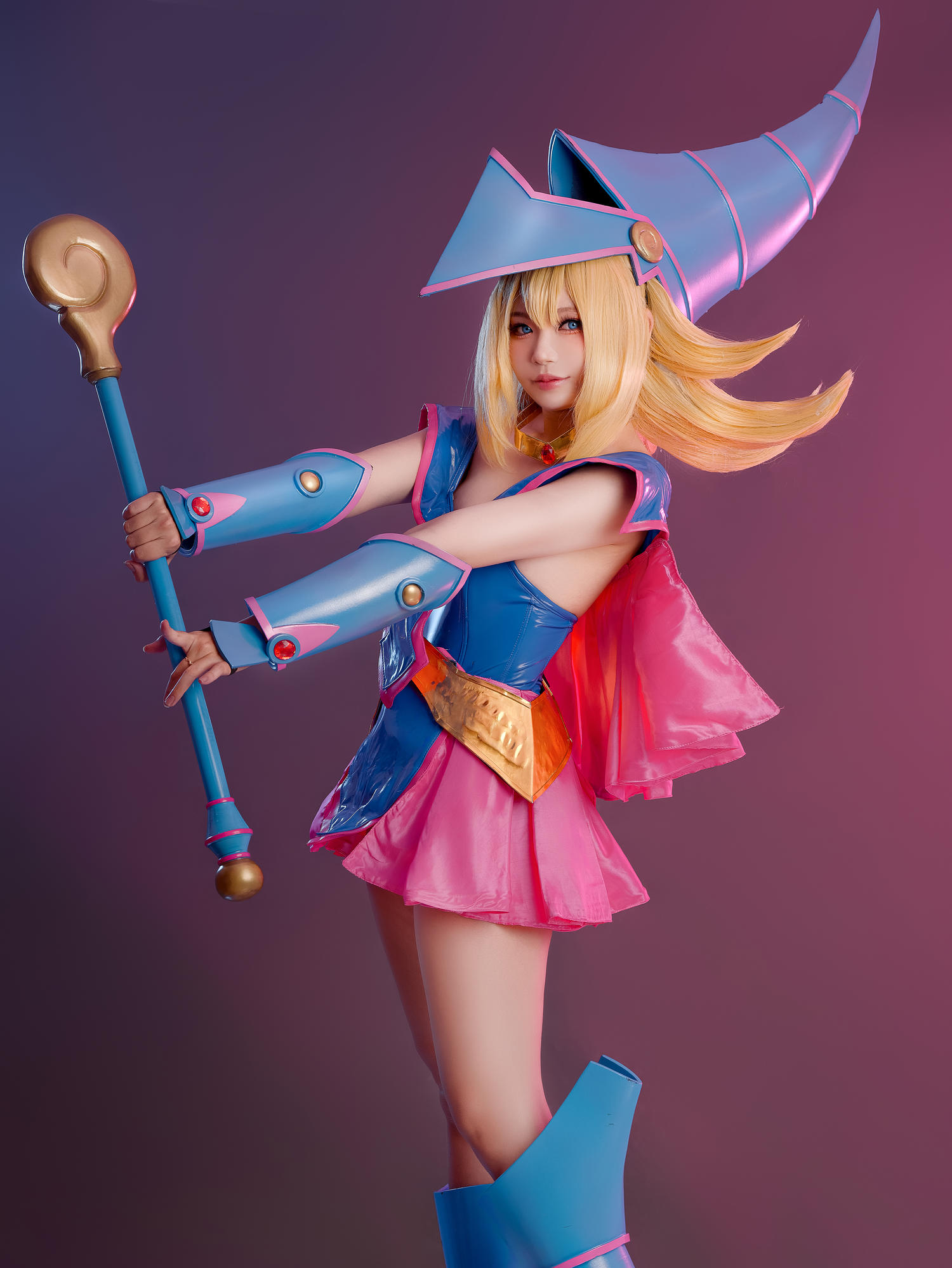 ZinieQ Dark Magician Girl [41P9V-643MB]