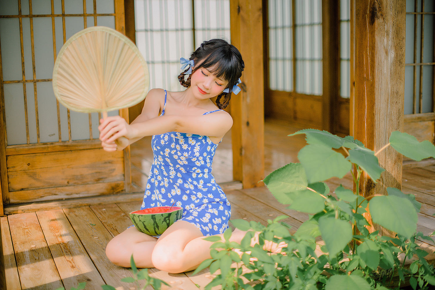 miko酱ww 夏日回忆 [57P-613MB]