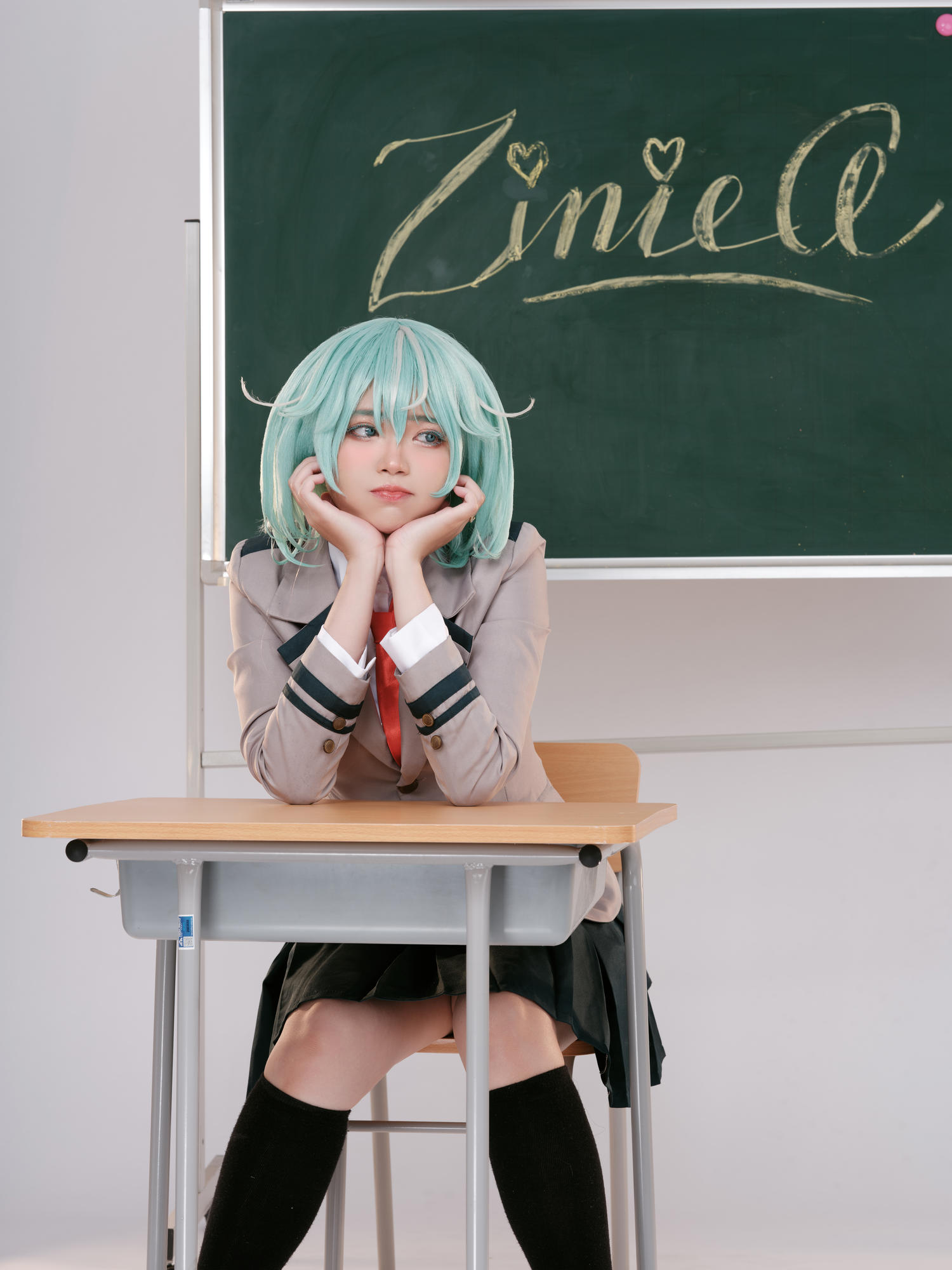 ZinieQ Toru Hagakure [46P2V-1.29GB]