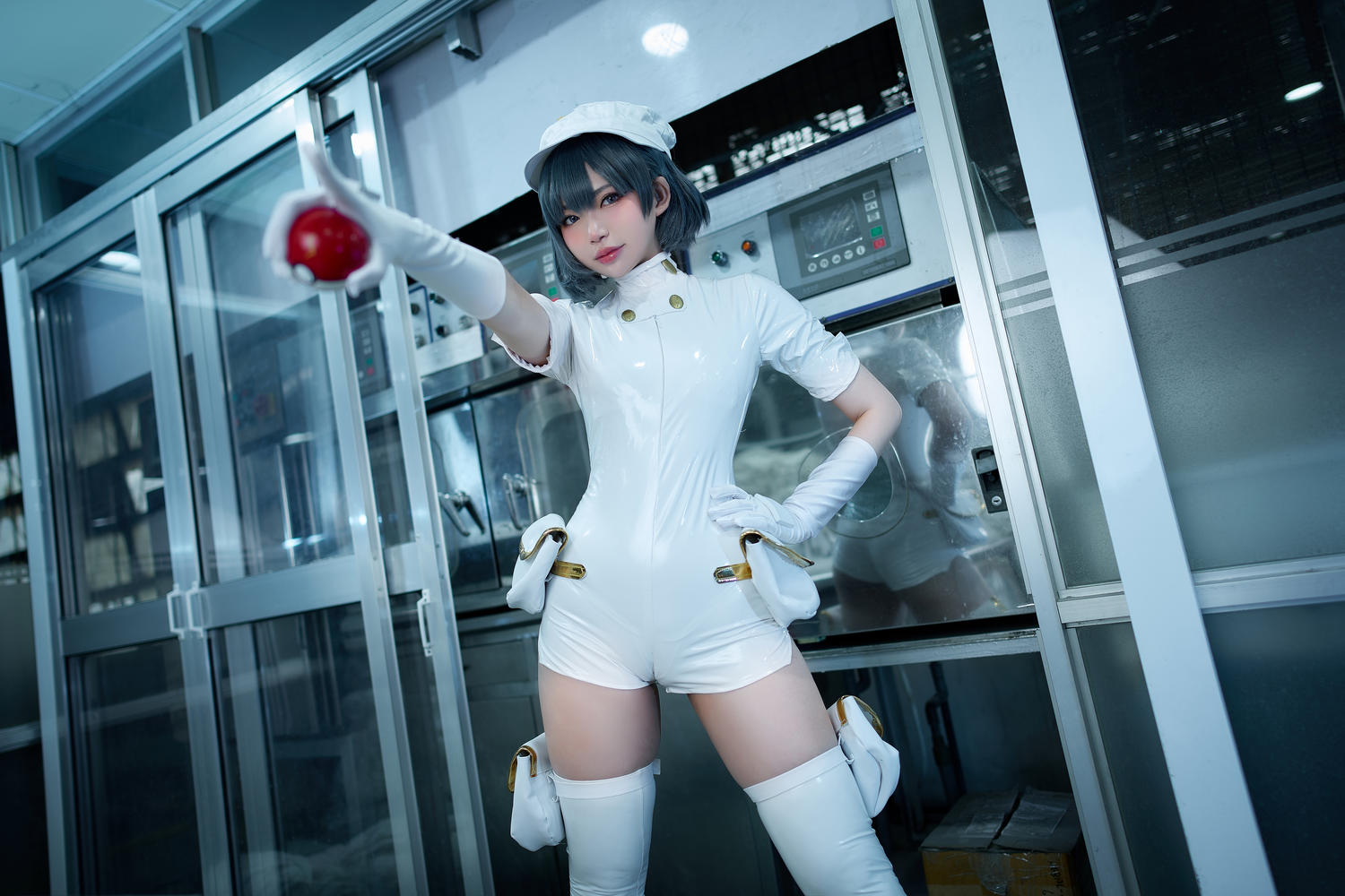 ZinieQ Aether Employee [28P-222MB]