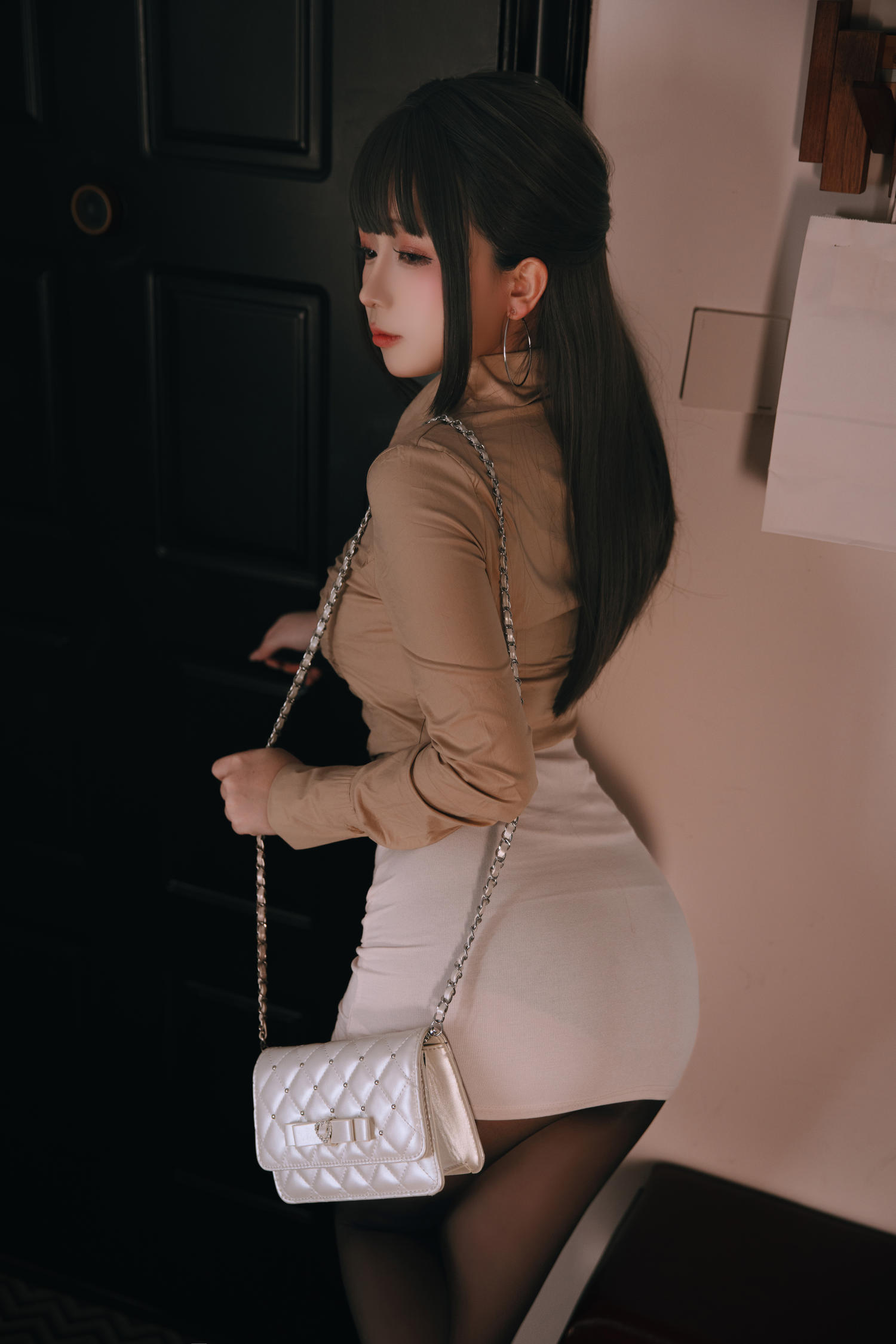 日奈娇 醉酒同事 [243P8V-2.51GB]