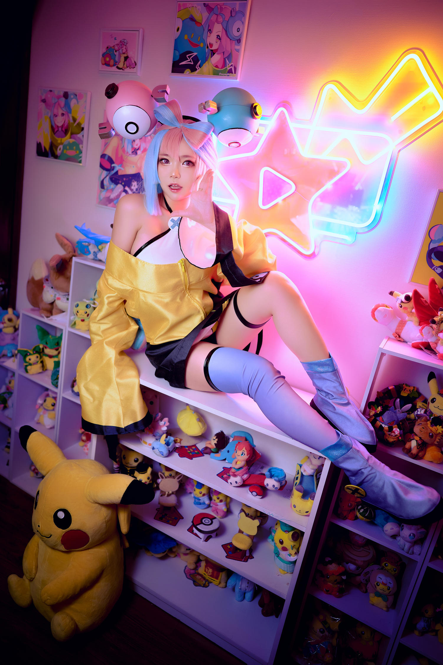 ZinieQ Iono [34P-297MB]