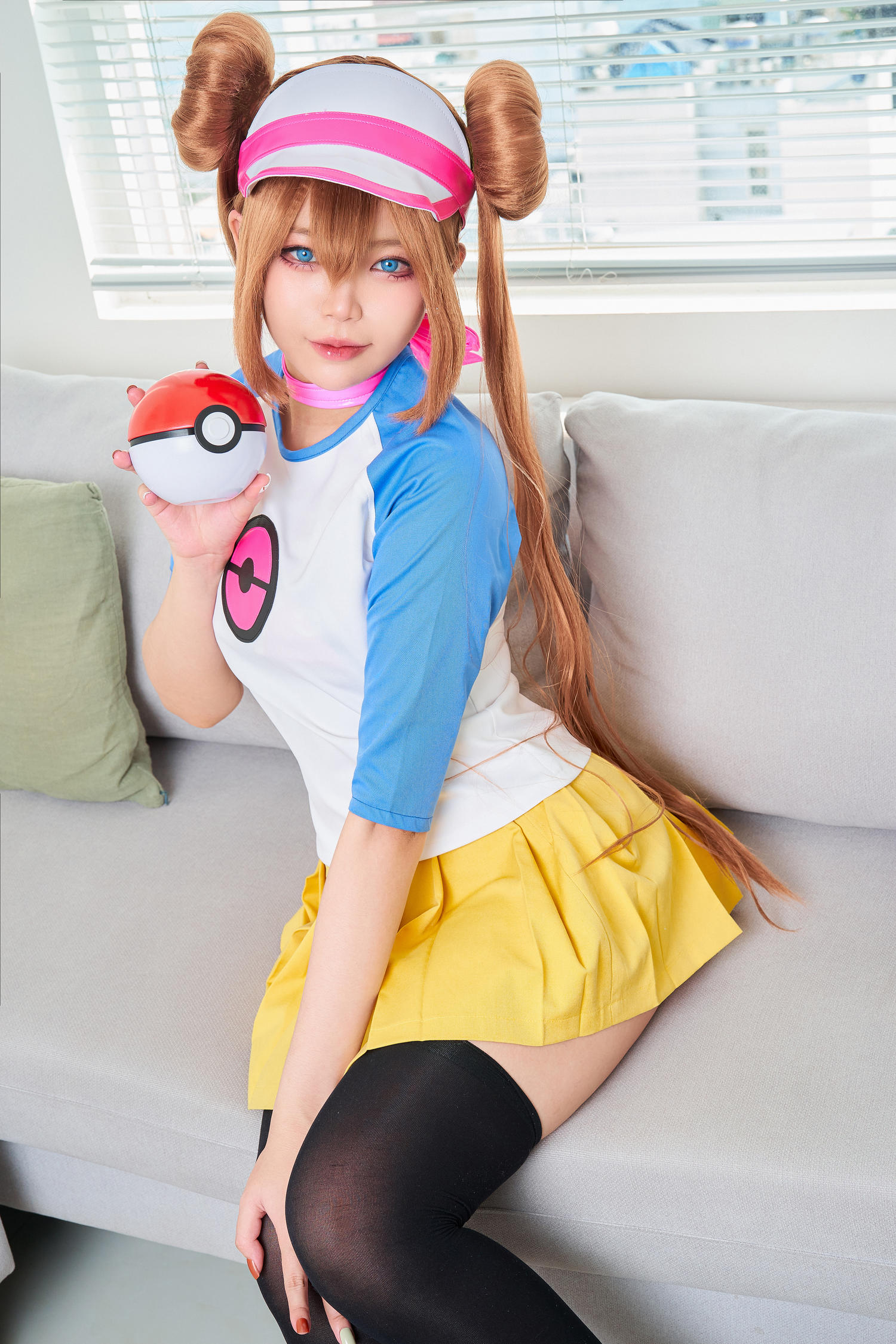 ZinieQ Rosa At Home + Bikini [36P-336MB]