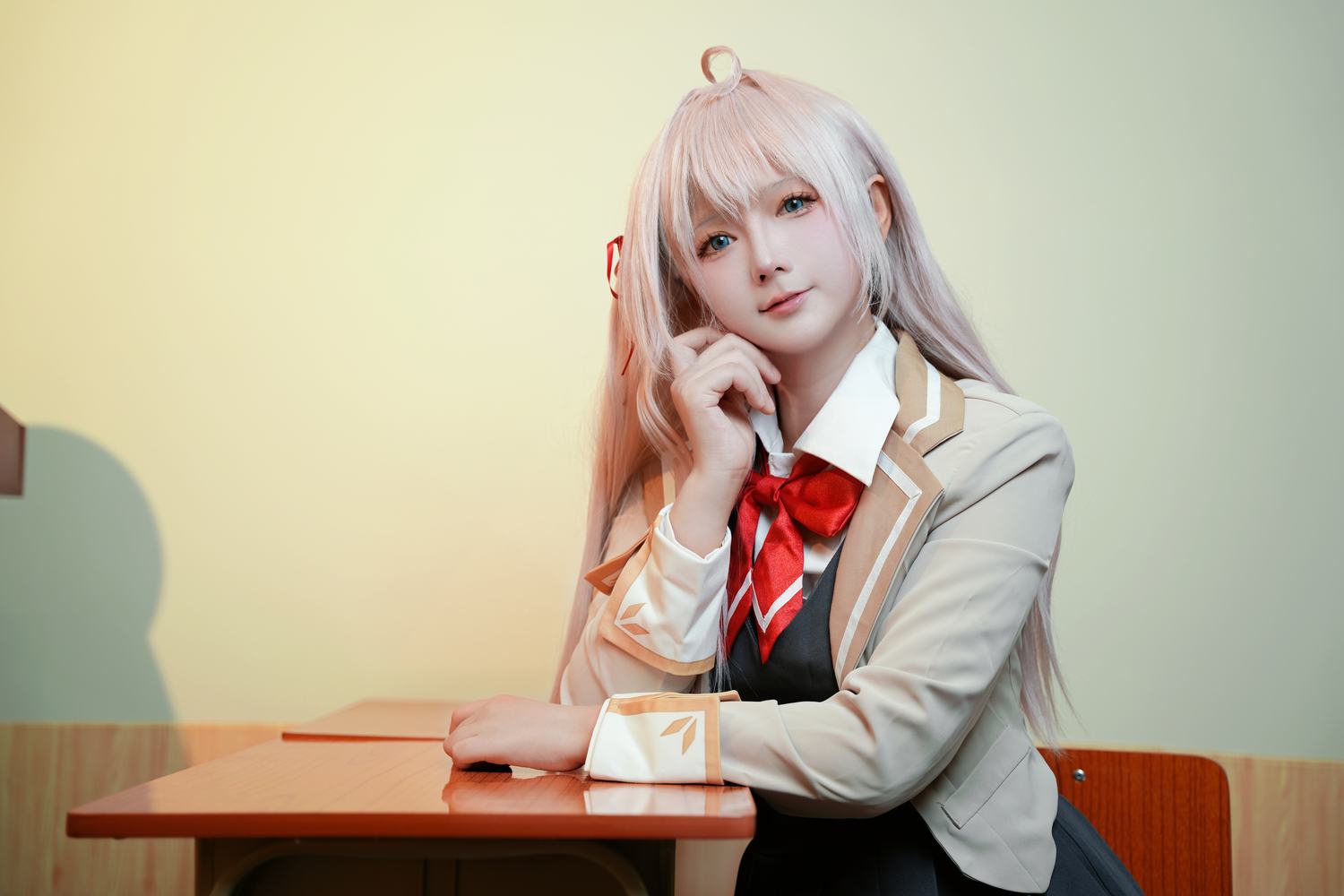 喜欢爱理吗 不时以俄语轻声遮羞的邻座艾莉同学 [30P-135MB]