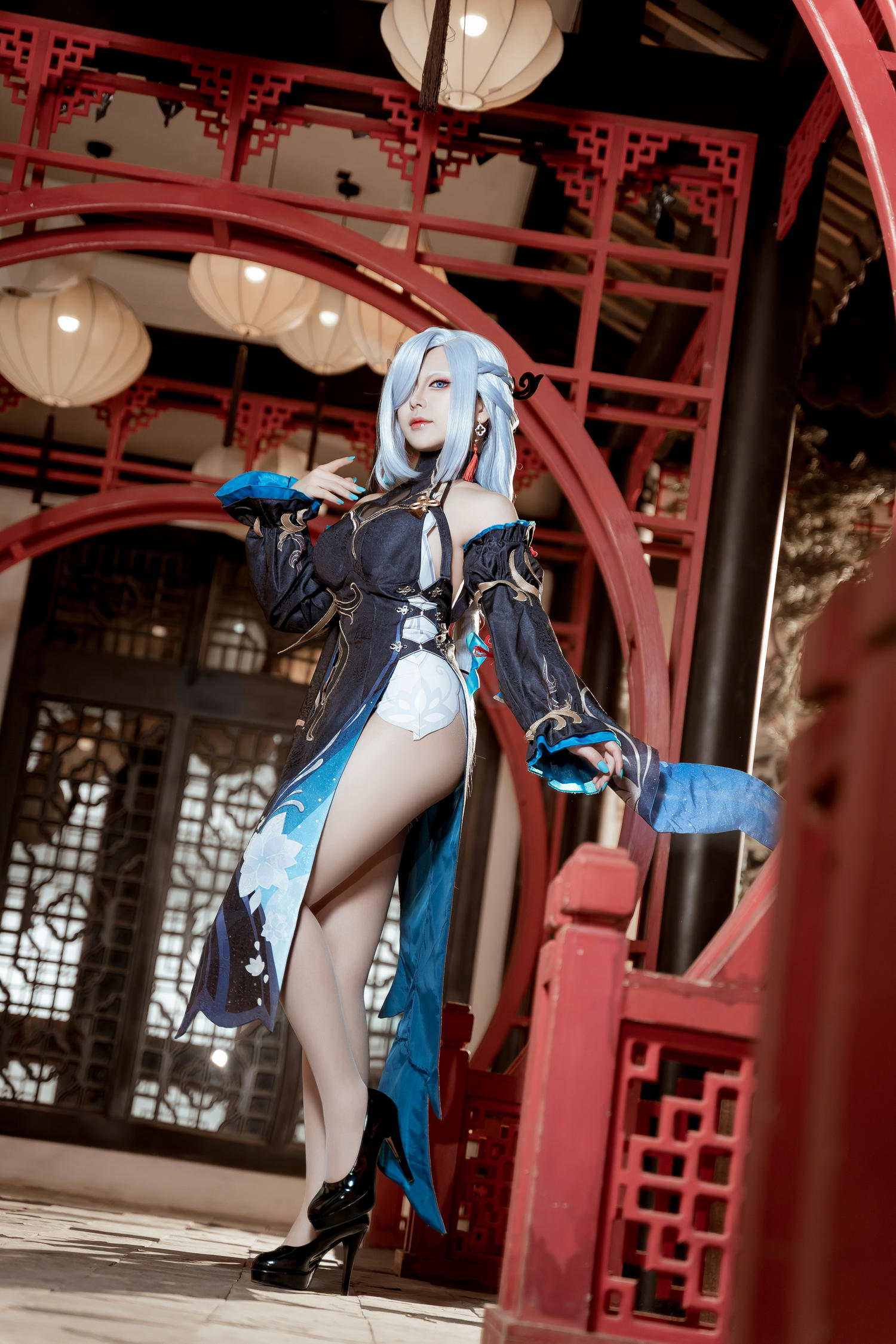 虎森森 冷花幽露 [35P-299MB]