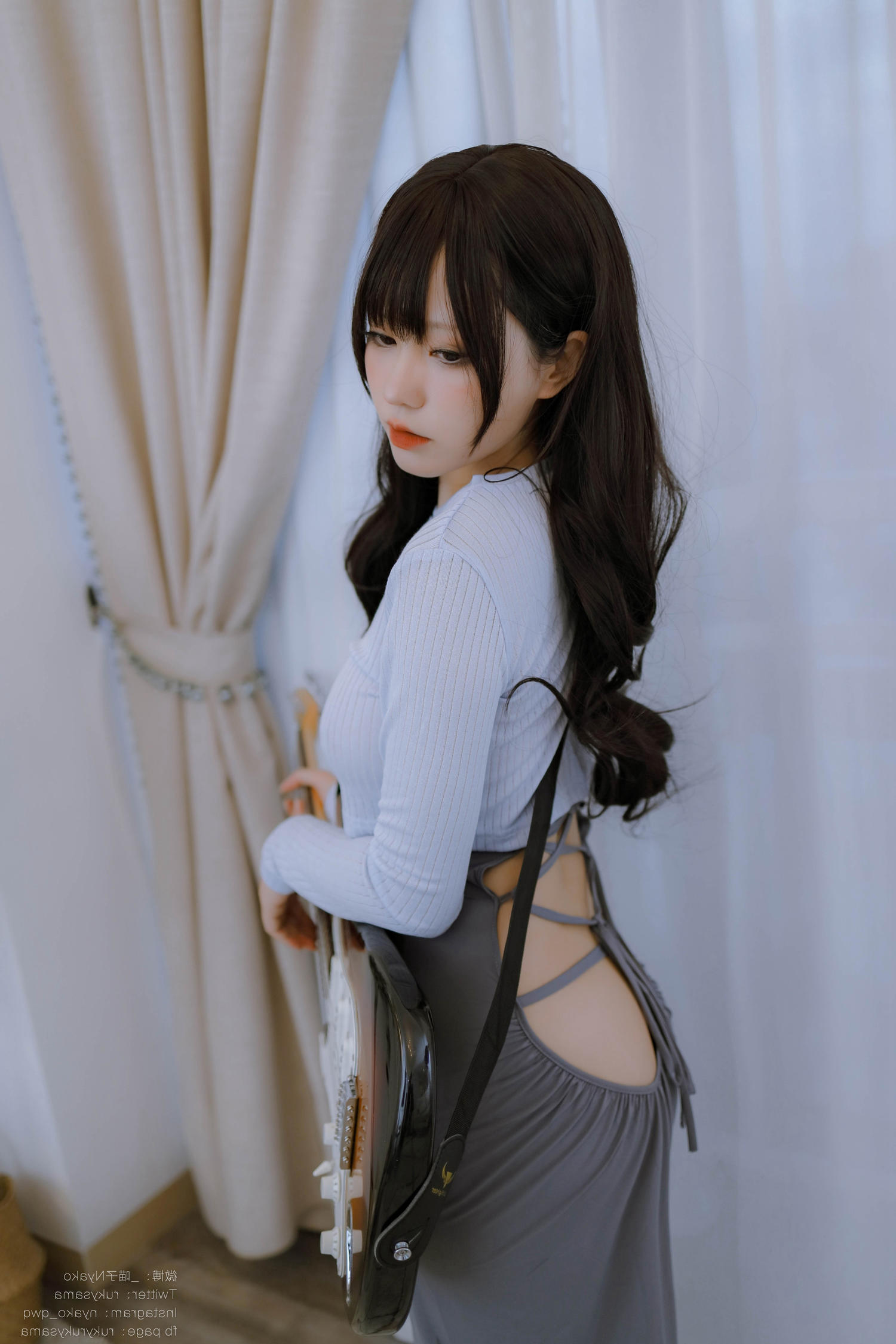 Nyako喵子 吉他妹妹 连衣裙 [71P1V-712MB]