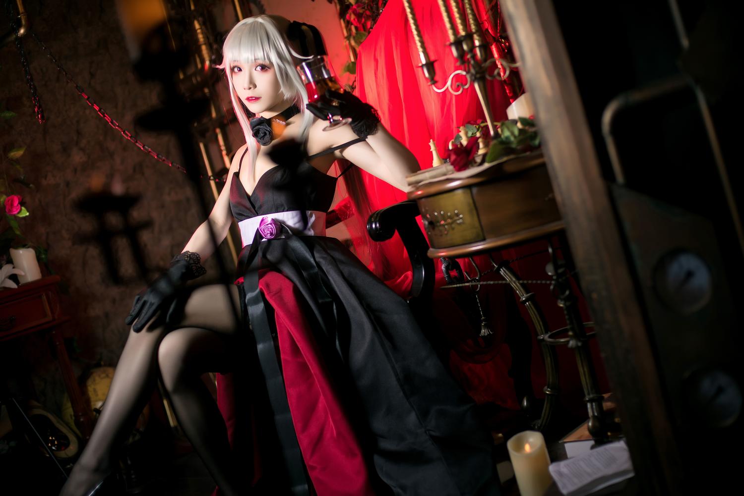 Tomoyo酱 雾枝礼服&水着 [30P-104MB]