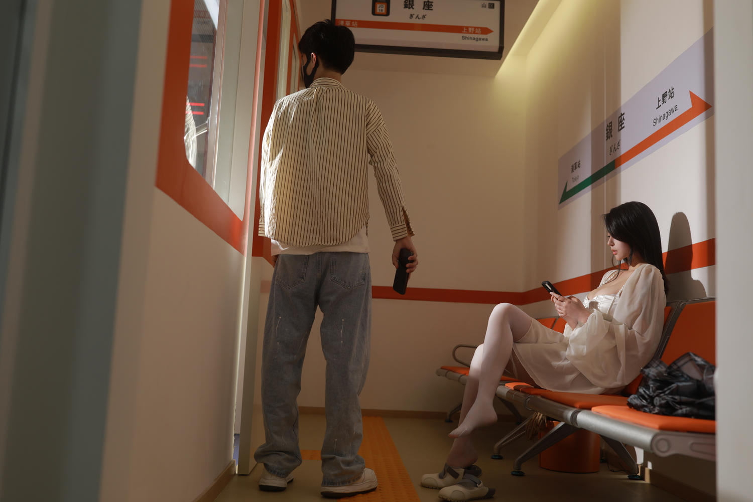 奈汐酱nice 电车 [75P1V-830MB]