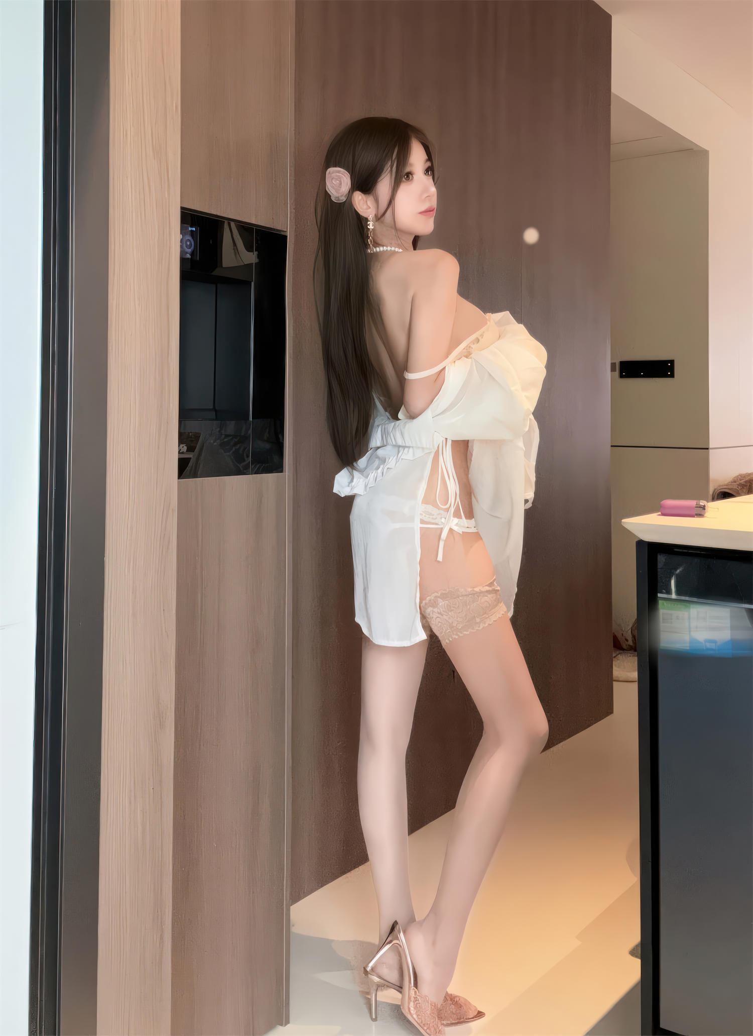 过期米线线喵 羞涩の妻 [39P-233MB]