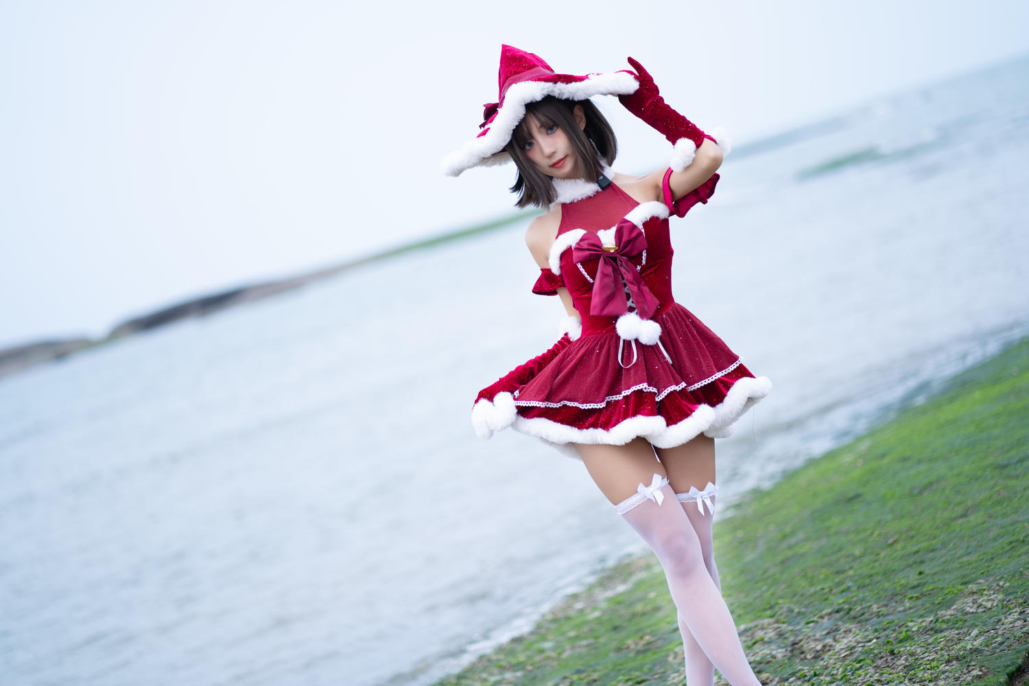 职业奶妈三水子 圣诞小裙子 [72P-366MB]