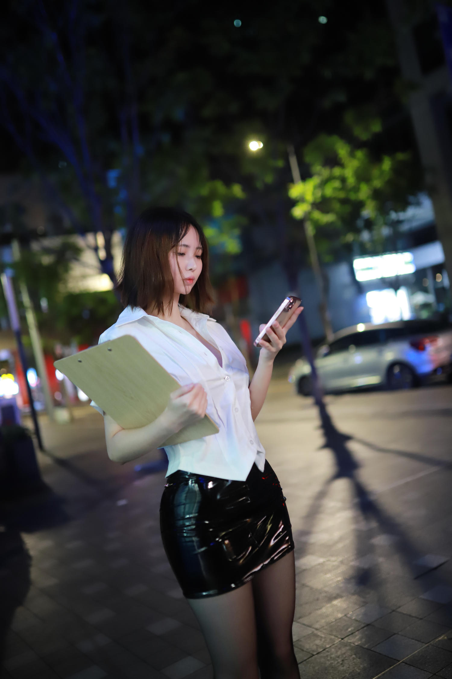 上杉绘梨落 原创 被人跟踪 [101P-655MB]