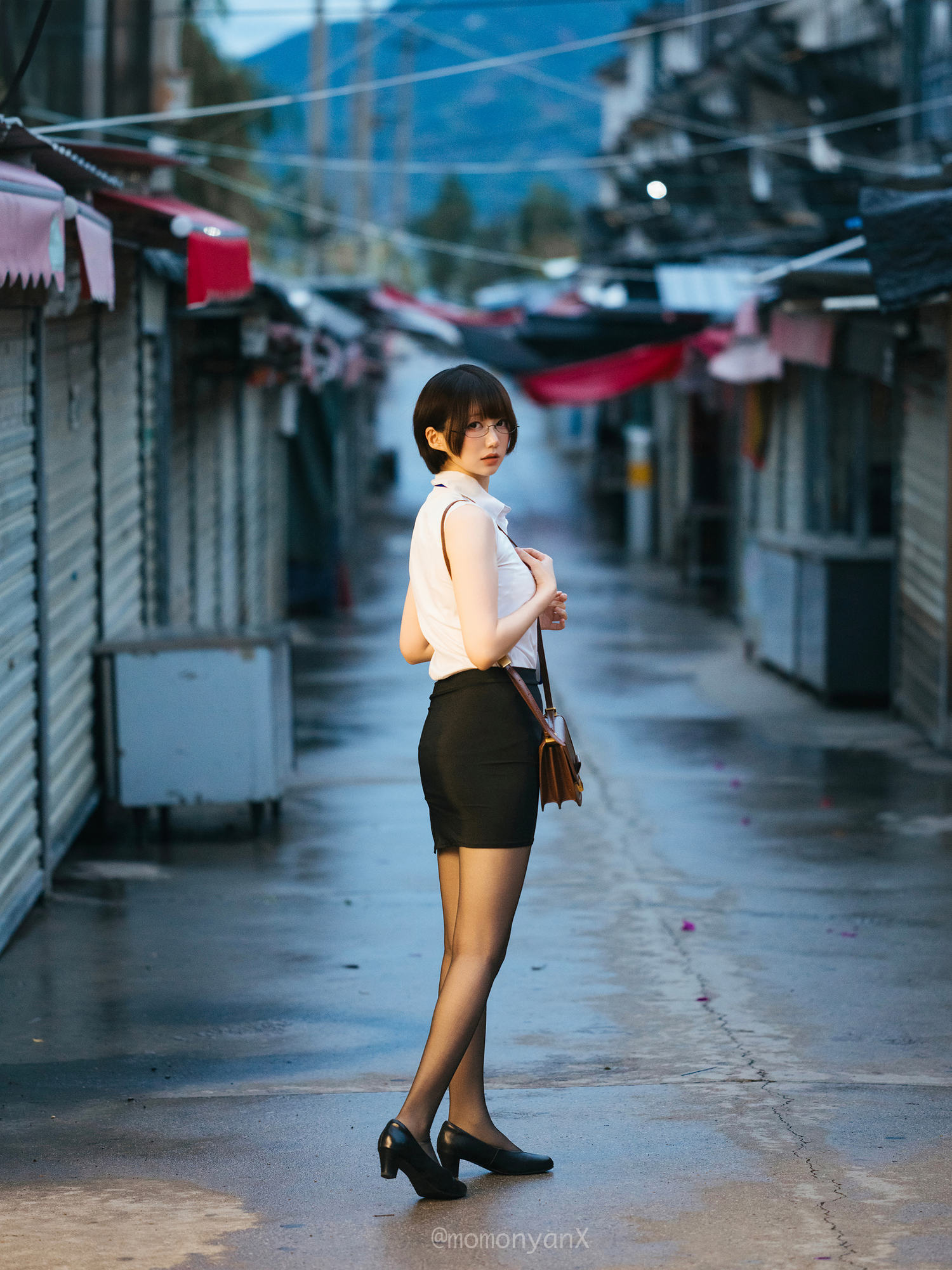 NAGISA魔物喵 2025年07月1000日元订阅 [181P-2.19GB]