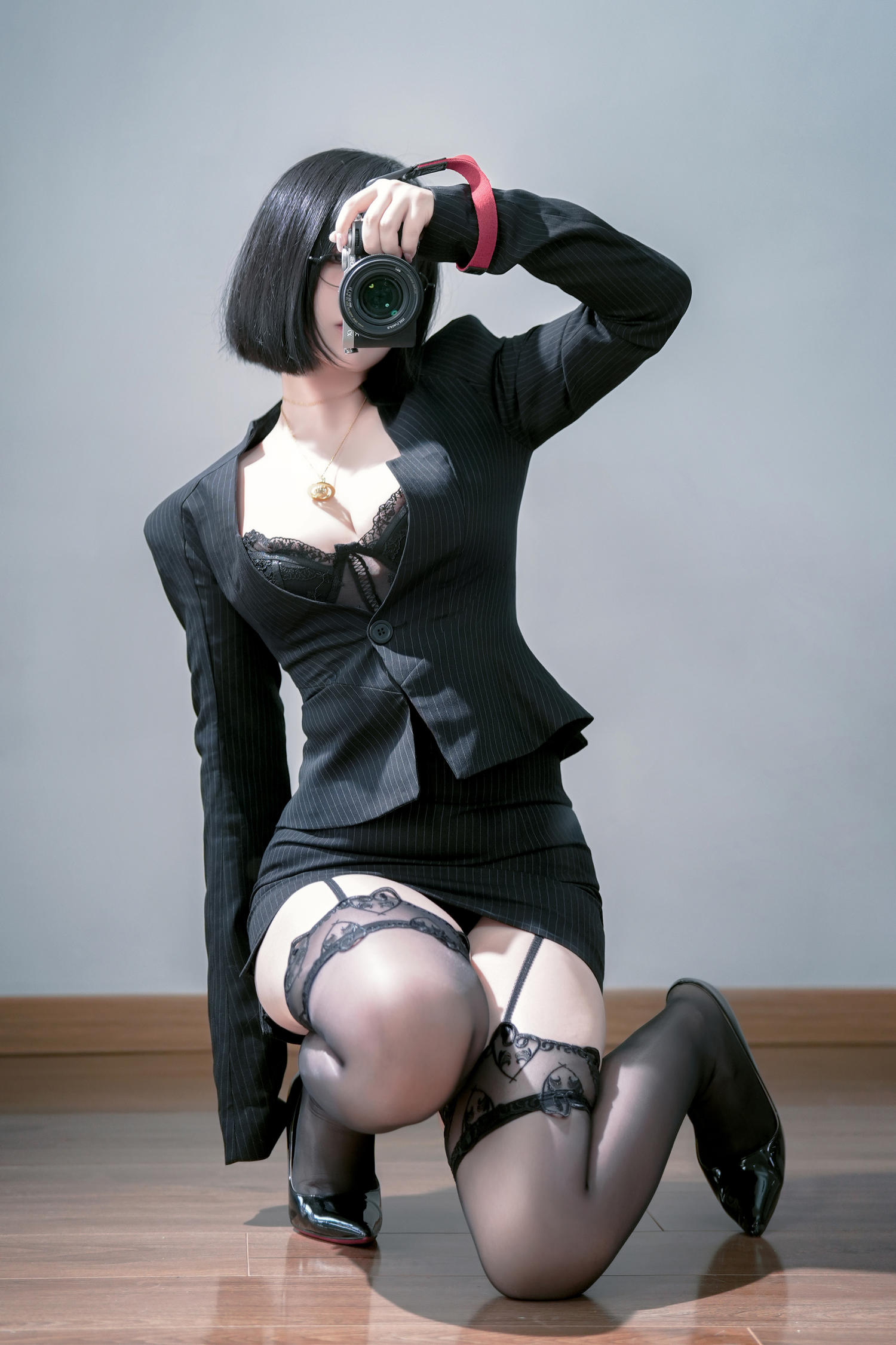 半半子 上司様OL [42P5V-339MB]