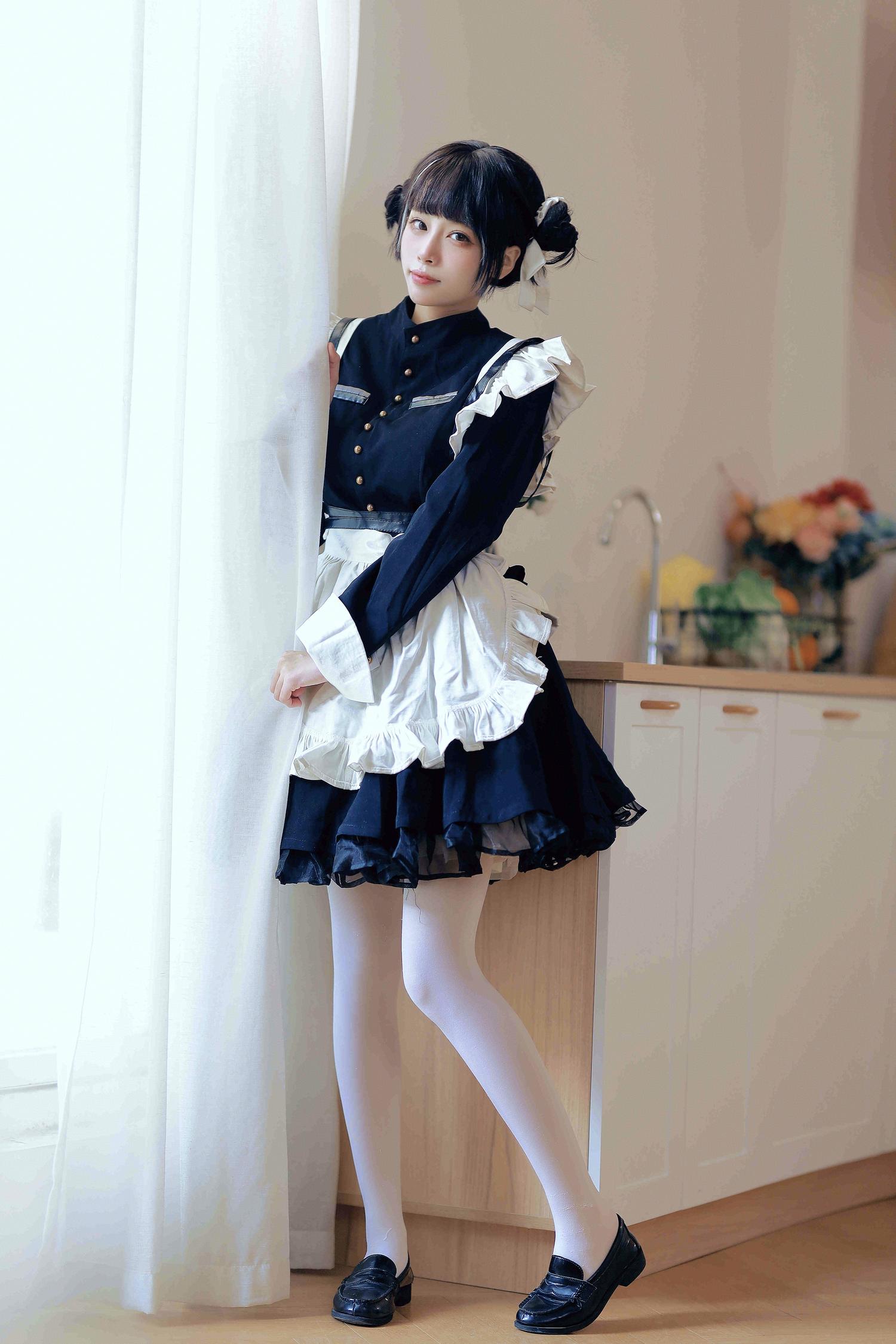 洛桑w伊梓 女仆日记Ⅲ [28P-322MB]