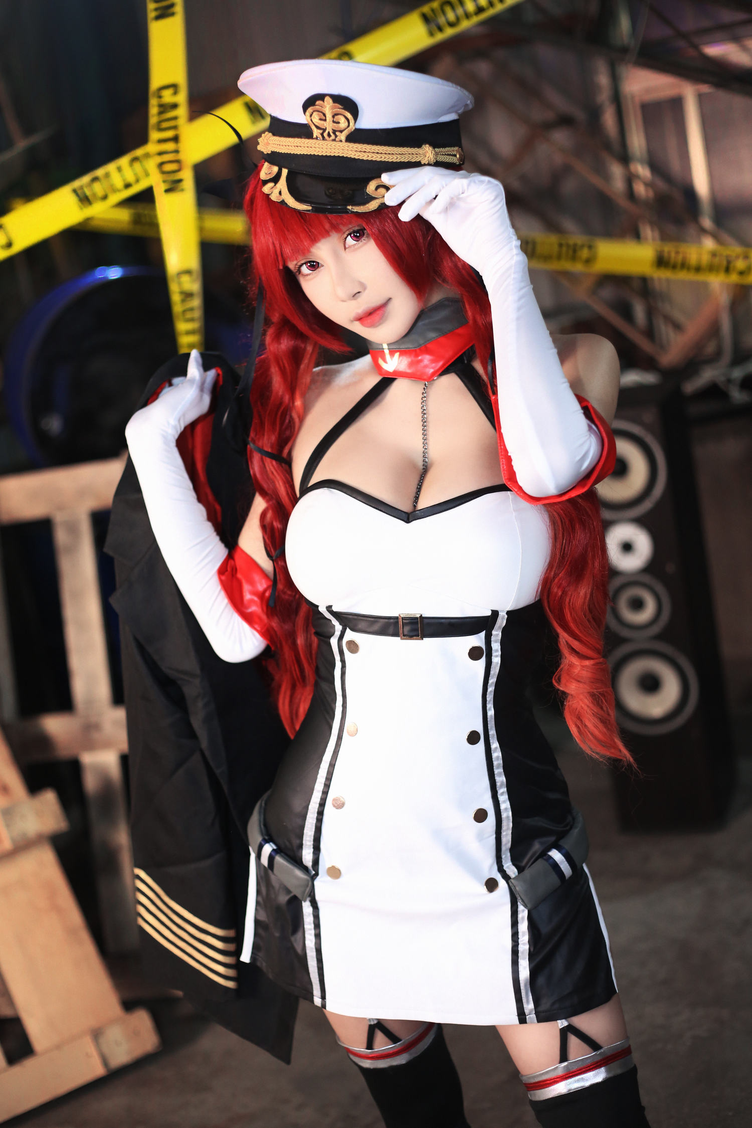 饿小璇 – 火奴魯魯正裝 [11P]