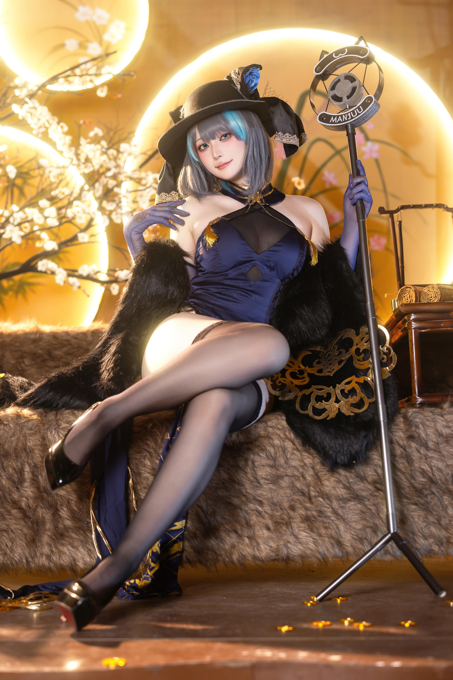 屿鱼 金装猫猫头 [60P-747MB]