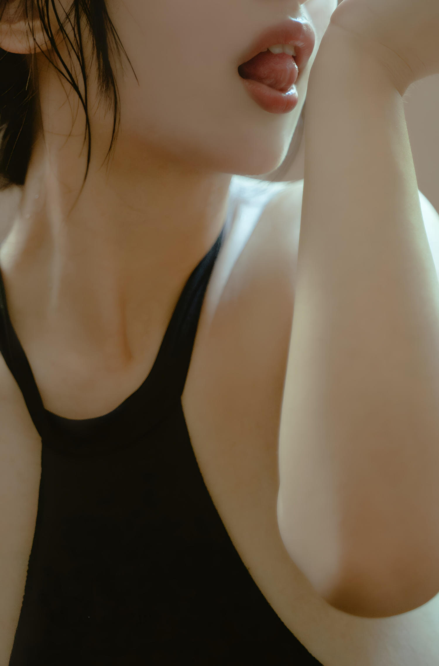 浅安安 激凸黑珍珠 [70P-363MB]