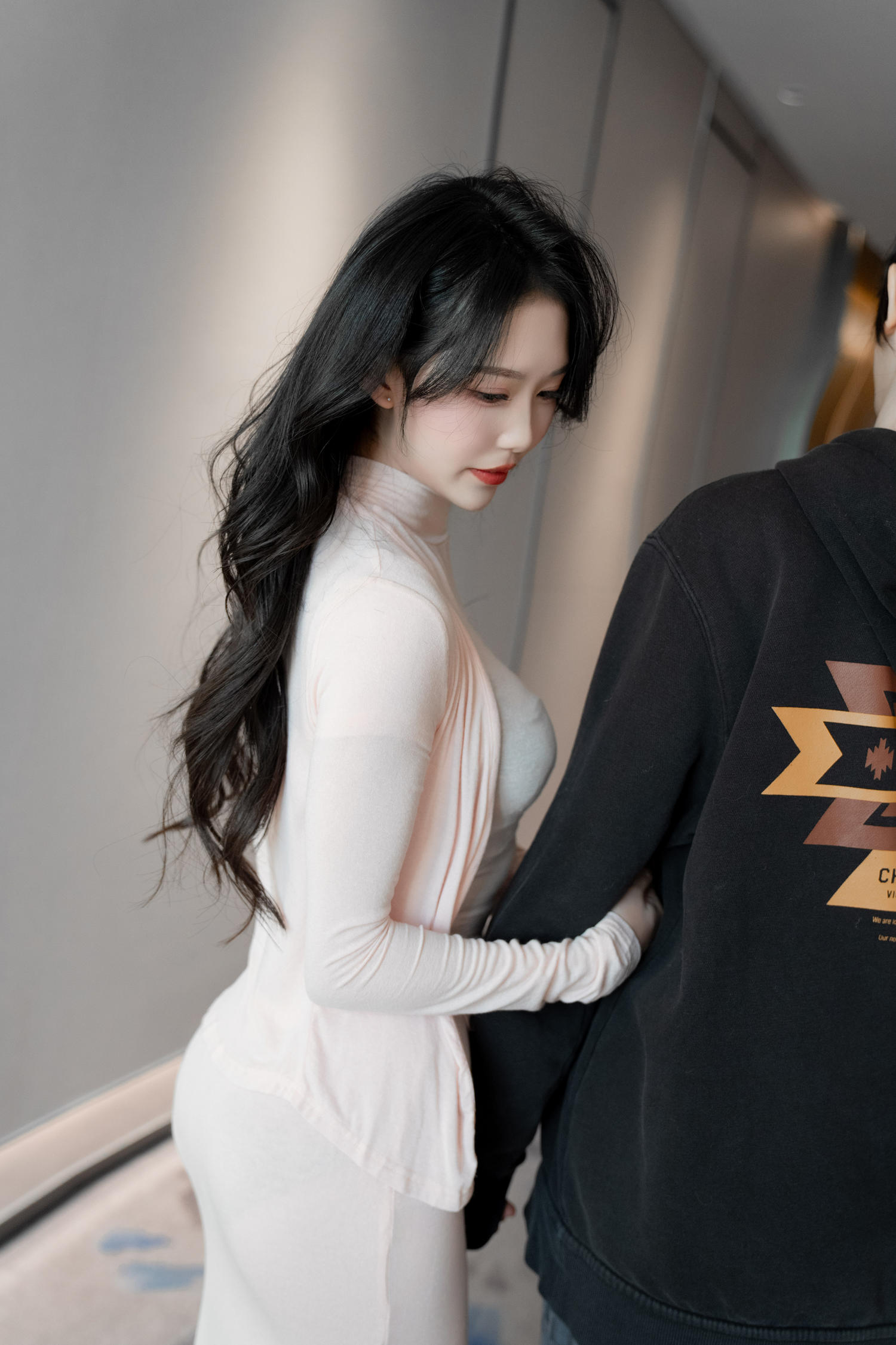 抖娘-利世 宠物人妻 [134P2V-979MB]