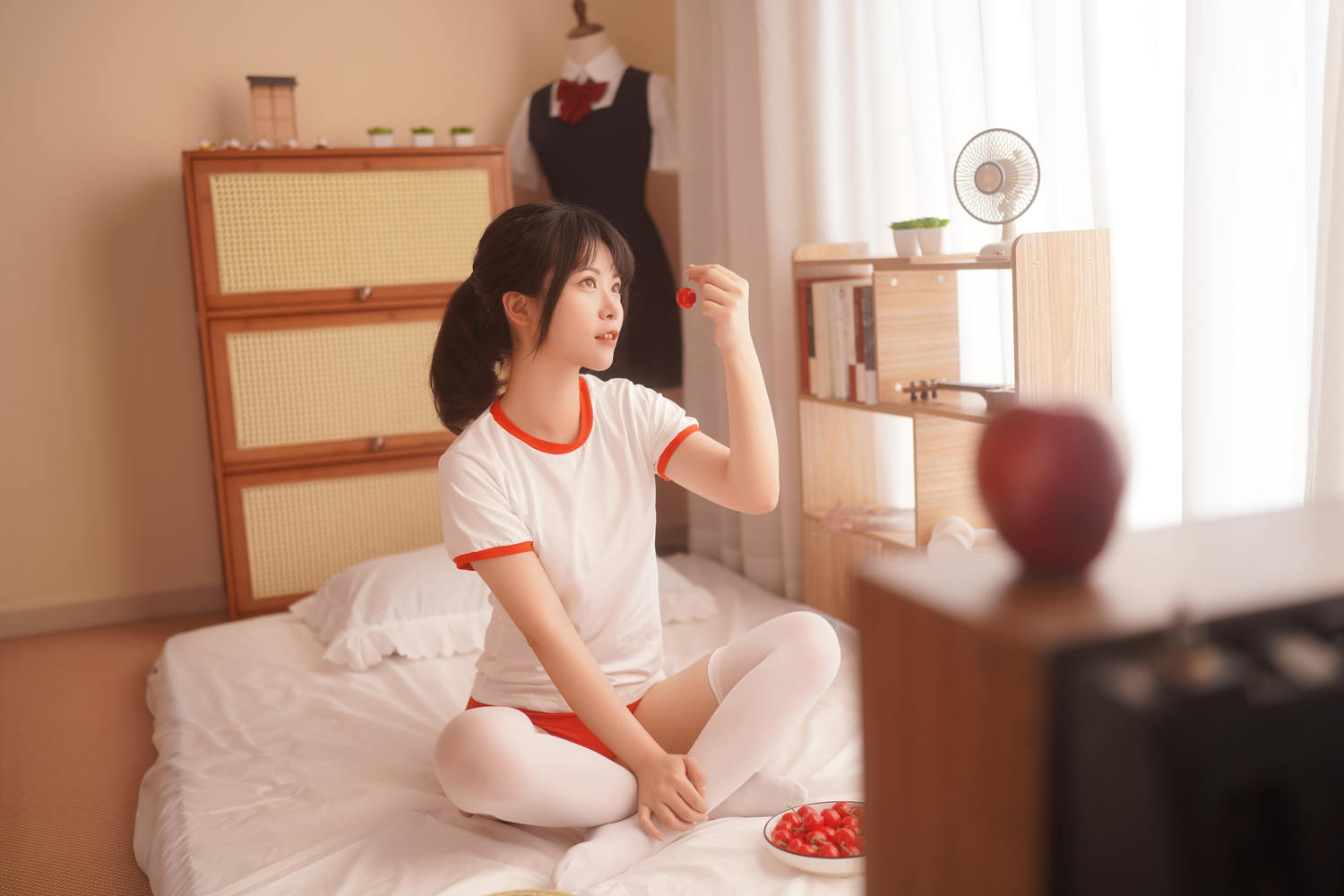 洛城雪yuki 红色体操服 [24P-213MB]