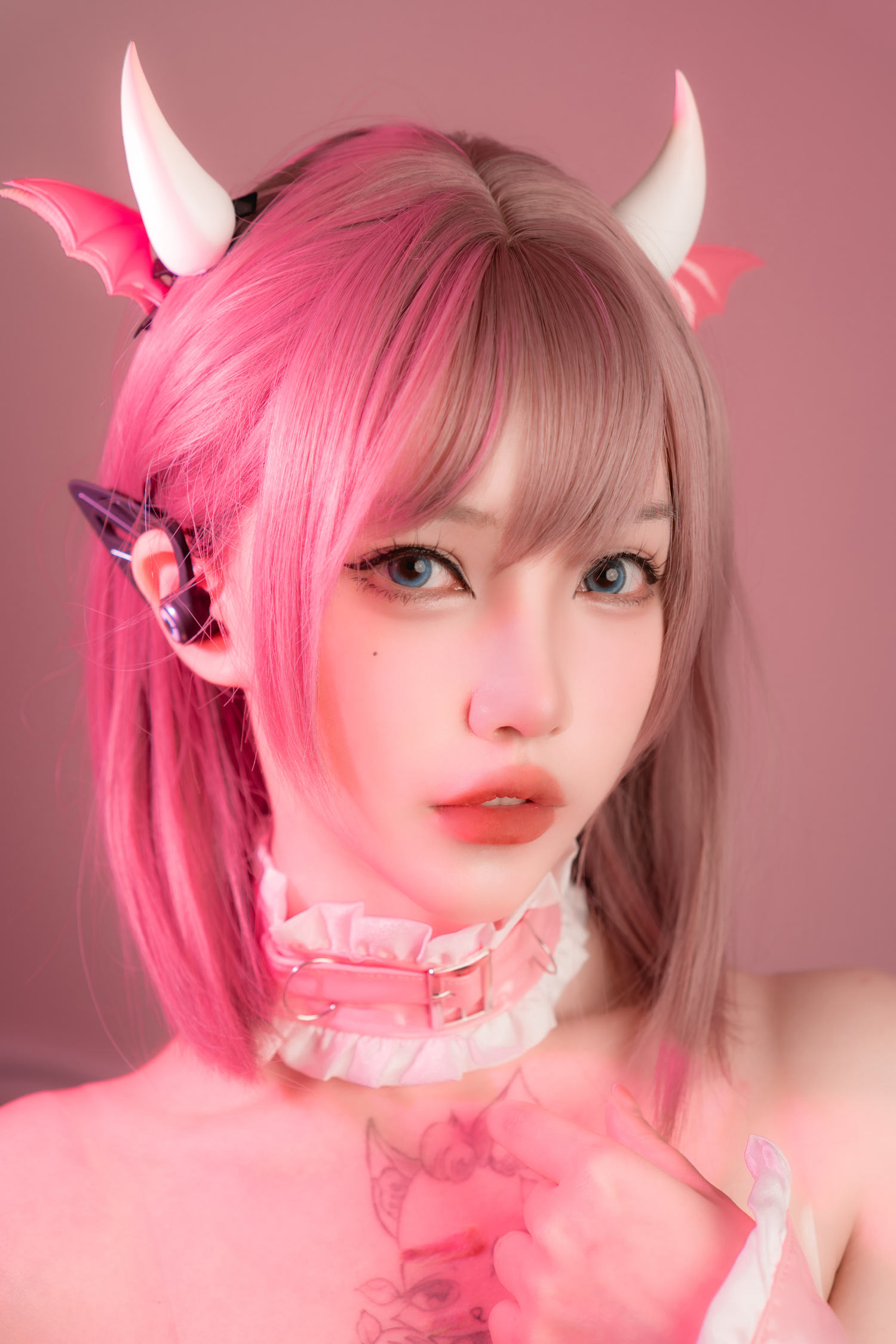 狐洛洛子 粉色魔牛 [40P-310MB]