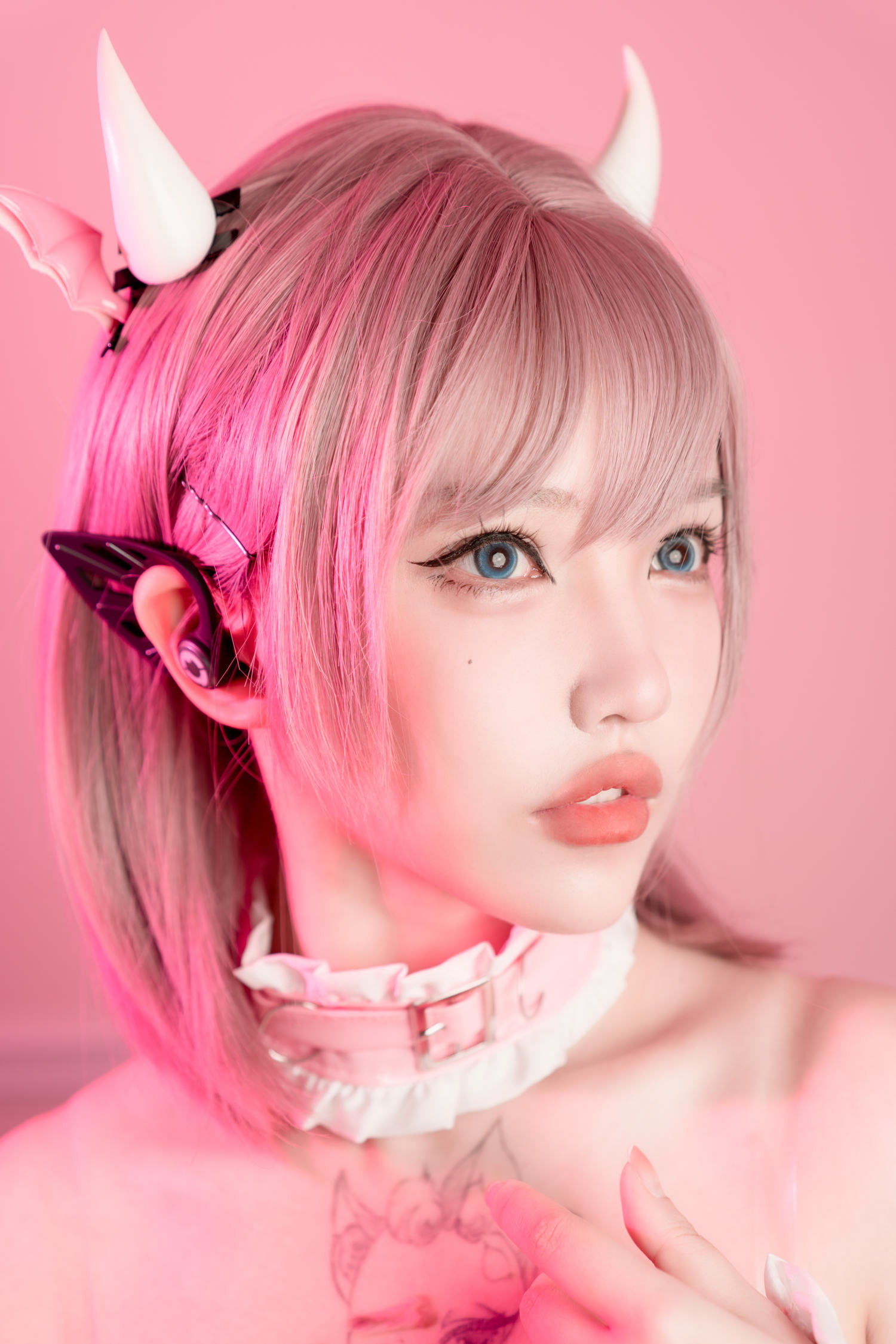 狐洛洛子 粉色魔牛 [40P-310MB]