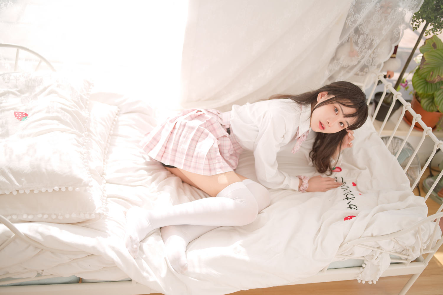 AAAyu阿玉 - 粉色JK [15P]