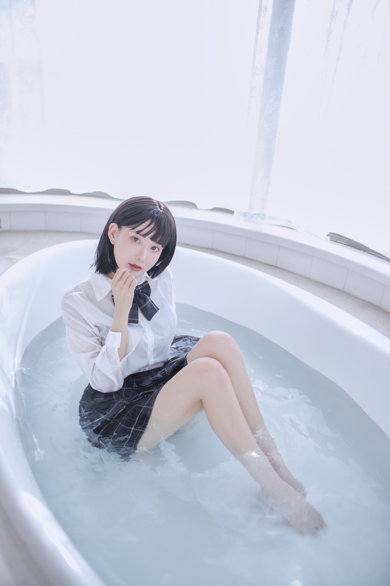 AAAyu阿玉 - 浴缸JK [16P]