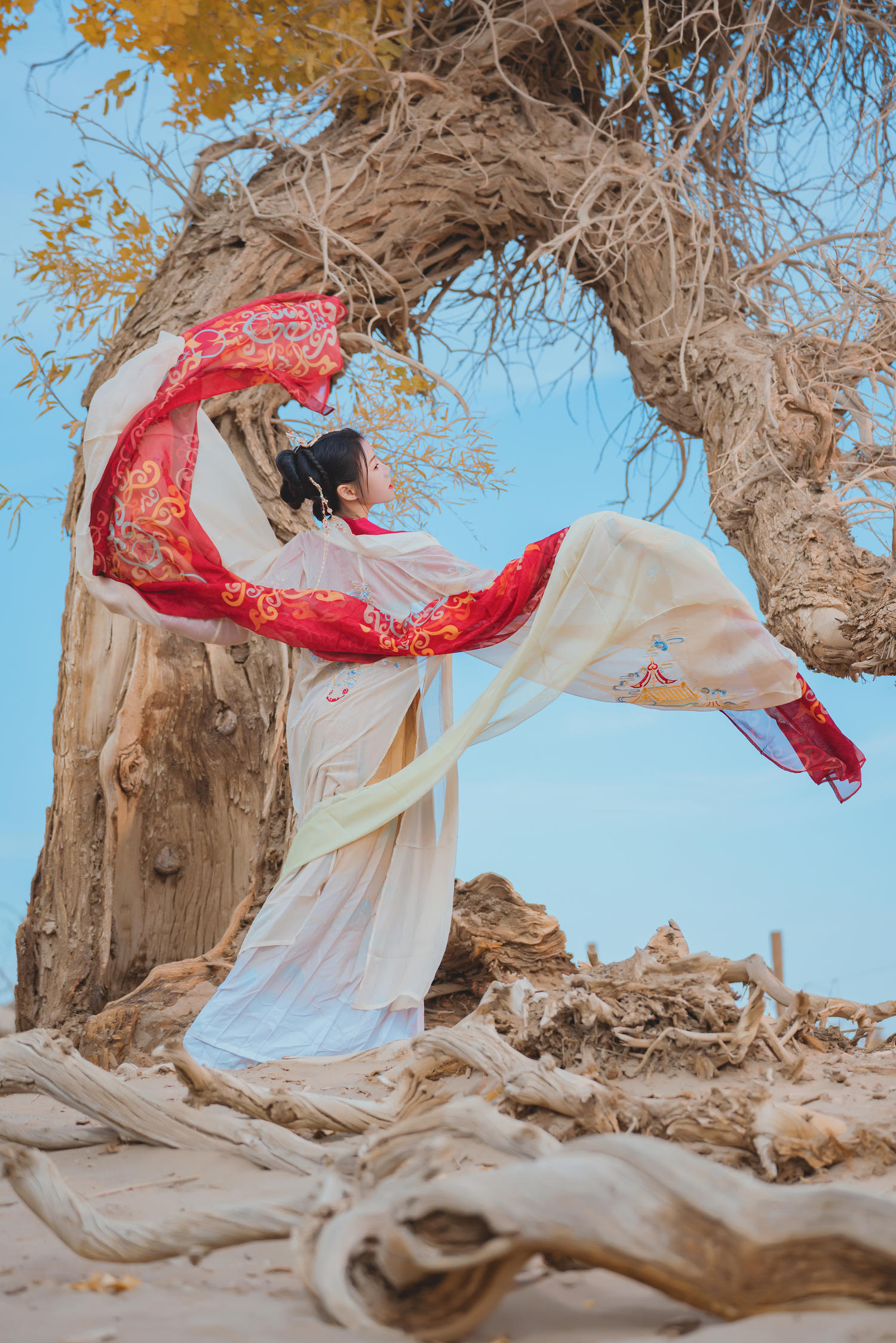 桜桃喵 惊鸿 [15P-375MB]